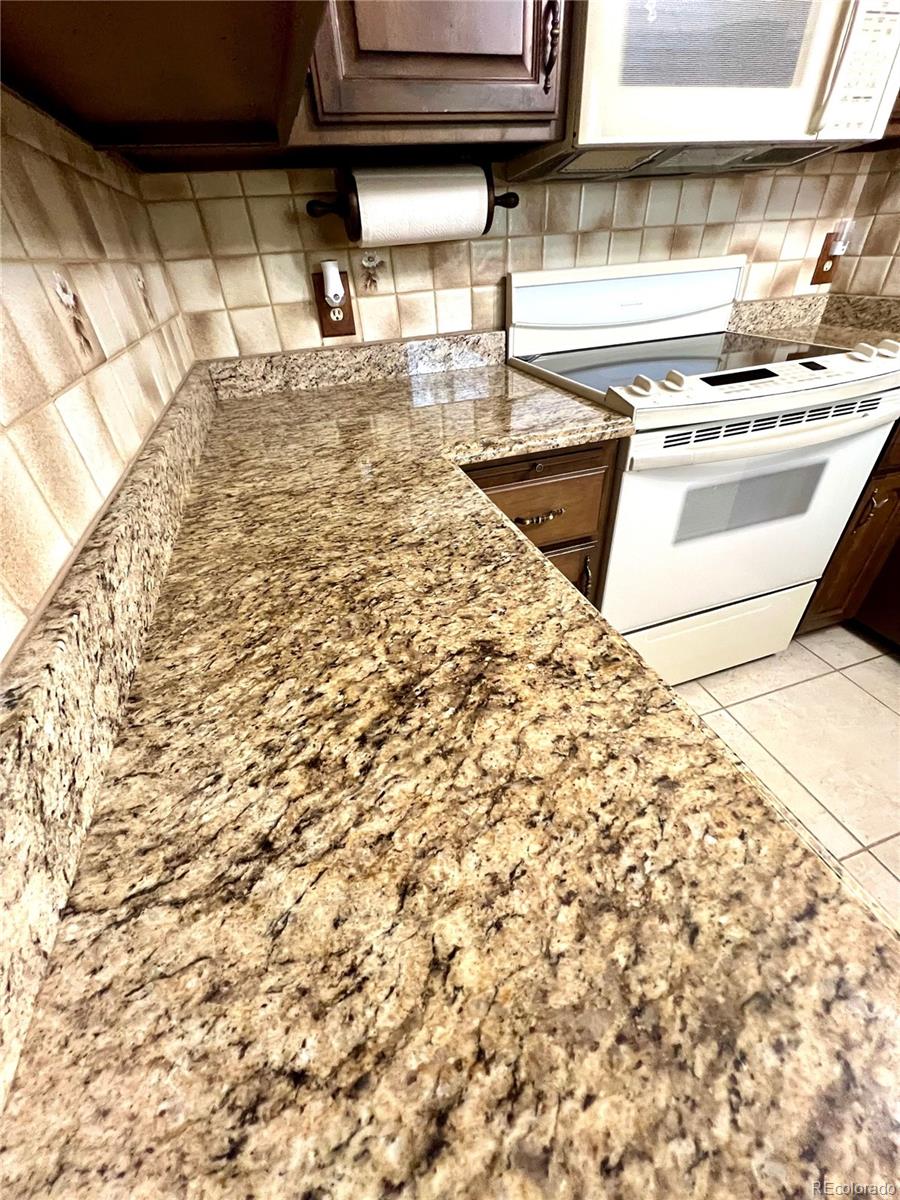 MLS Image #13 for 7733  navajo street,denver, Colorado