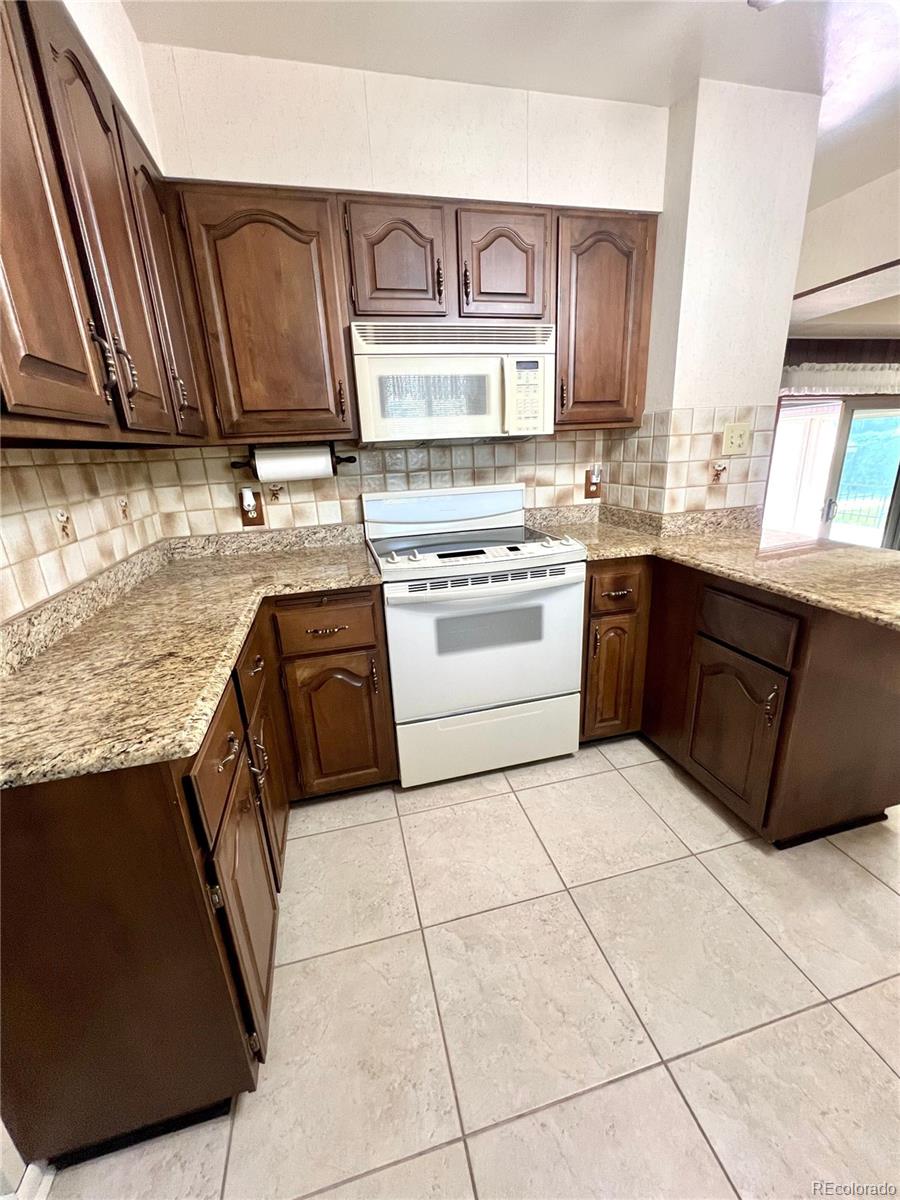 MLS Image #14 for 7733  navajo street,denver, Colorado