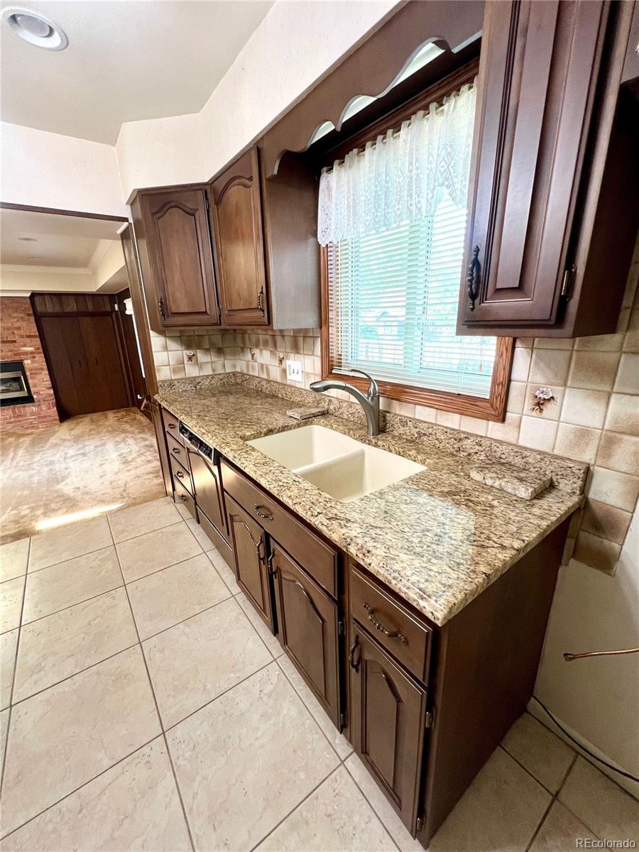 MLS Image #15 for 7733  navajo street,denver, Colorado