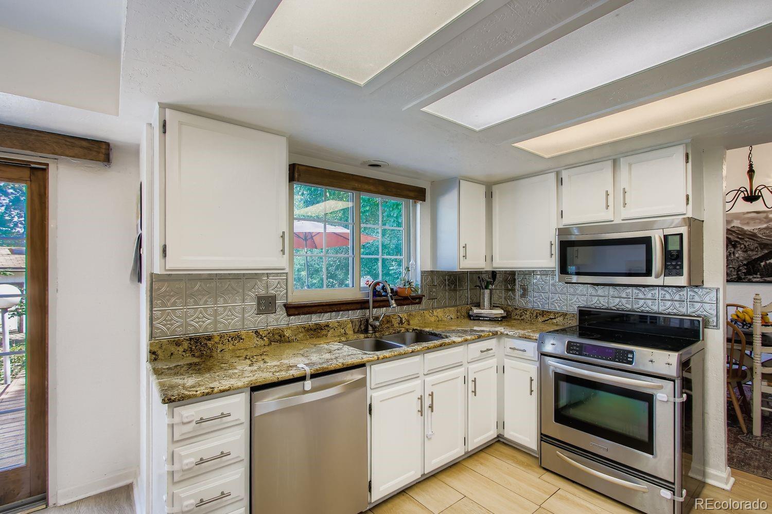 MLS Image #3 for 7126 s kline street,littleton, Colorado