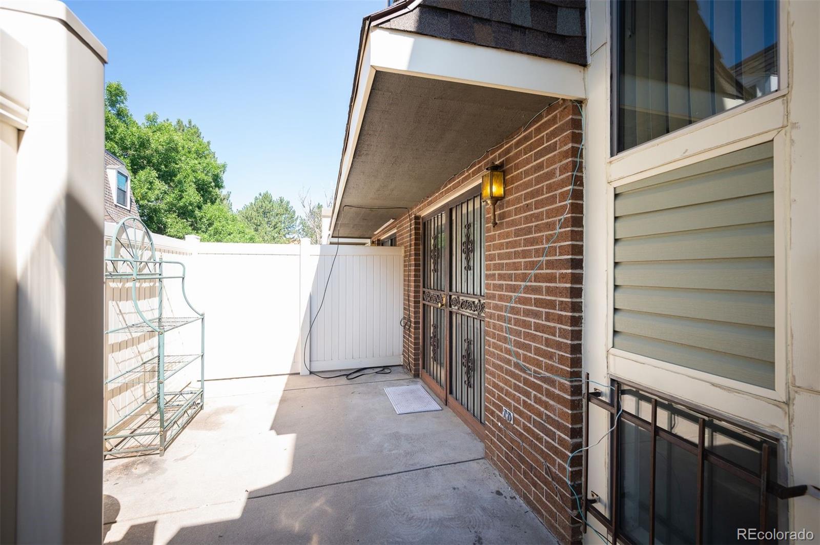 MLS Image #27 for 15503 e wyoming drive b,aurora, Colorado