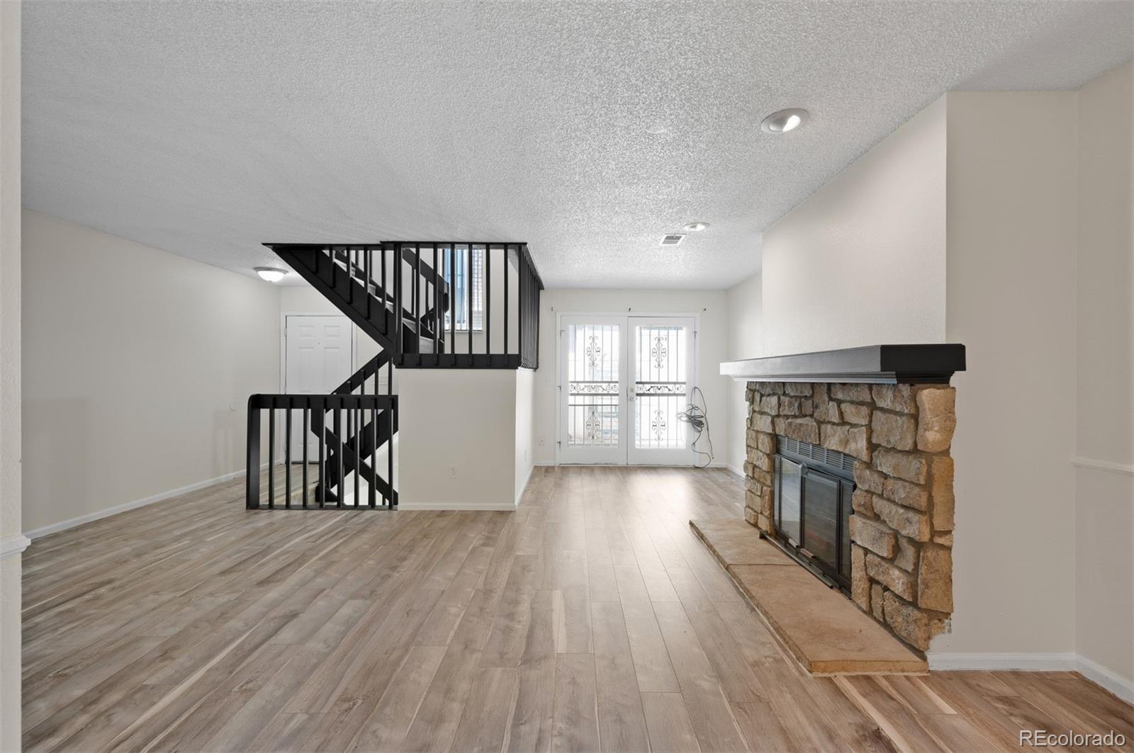 MLS Image #7 for 15503 e wyoming drive b,aurora, Colorado