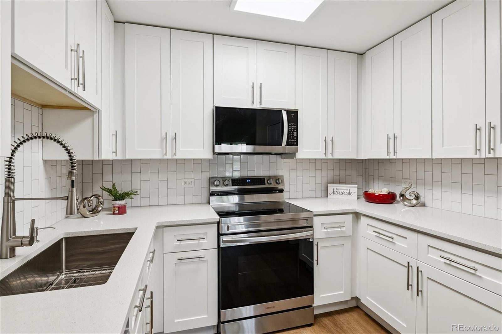 MLS Image #4 for 580 s clinton street 10d,denver, Colorado