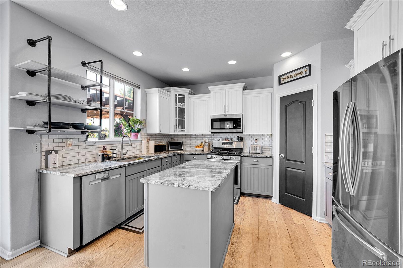 MLS Image #20 for 23464 e ontario place,aurora, Colorado