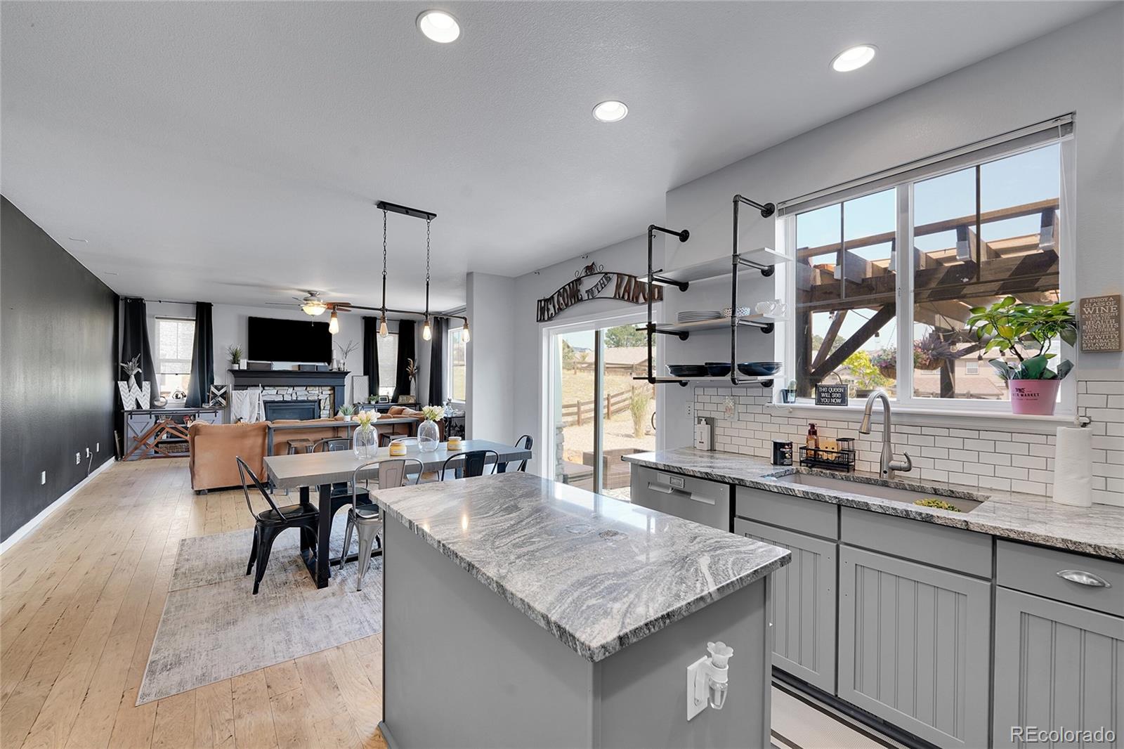 MLS Image #22 for 23464 e ontario place,aurora, Colorado