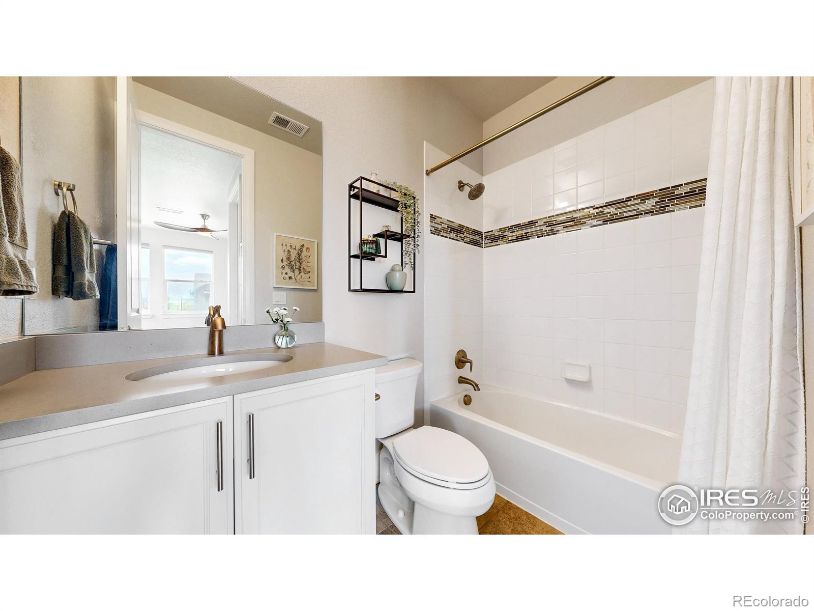 MLS Image #30 for 9839  hilberts way,littleton, Colorado