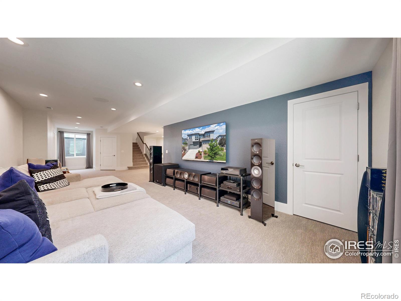 MLS Image #39 for 9839  hilberts way,littleton, Colorado
