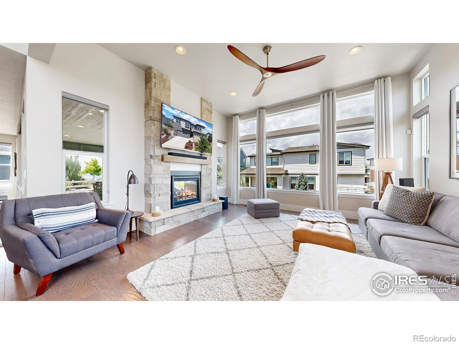 MLS Image #4 for 9839  hilberts way,littleton, Colorado