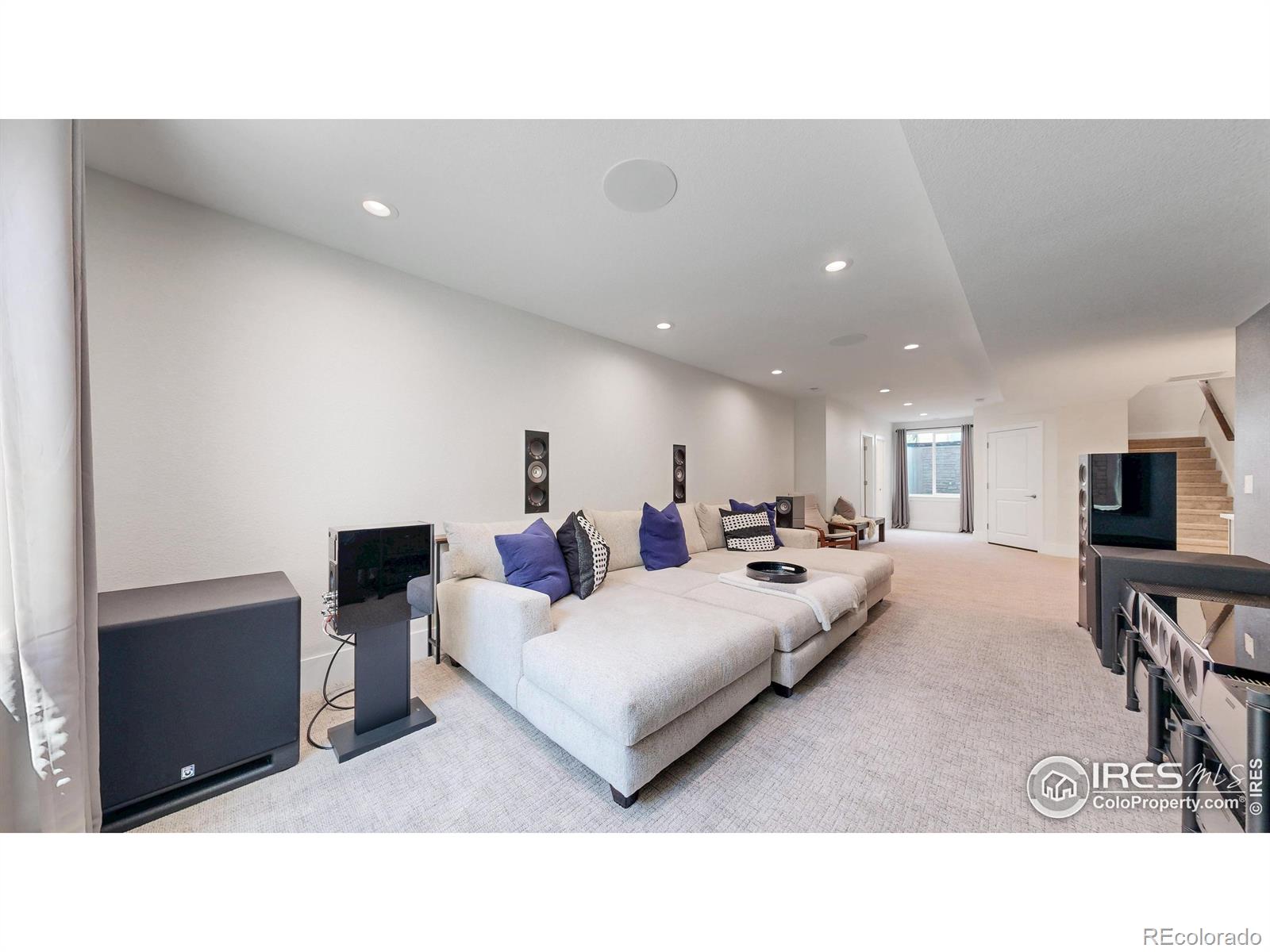 MLS Image #40 for 9839  hilberts way,littleton, Colorado