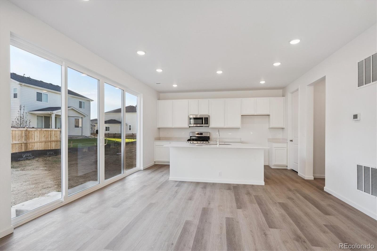 MLS Image #7 for 5594  brangus drive,windsor, Colorado