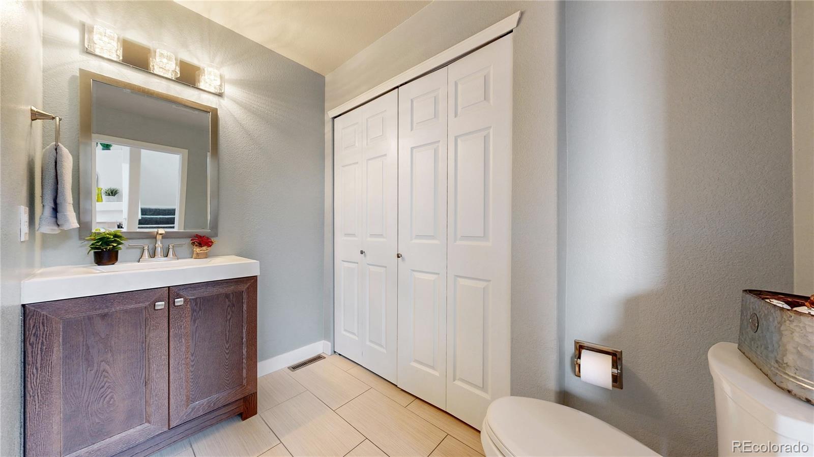 MLS Image #12 for 8762  allison drive a,arvada, Colorado