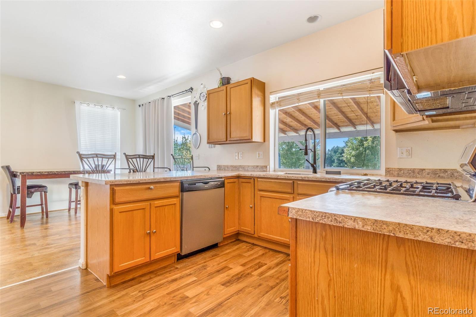 MLS Image #5 for 5535  nepal street,denver, Colorado