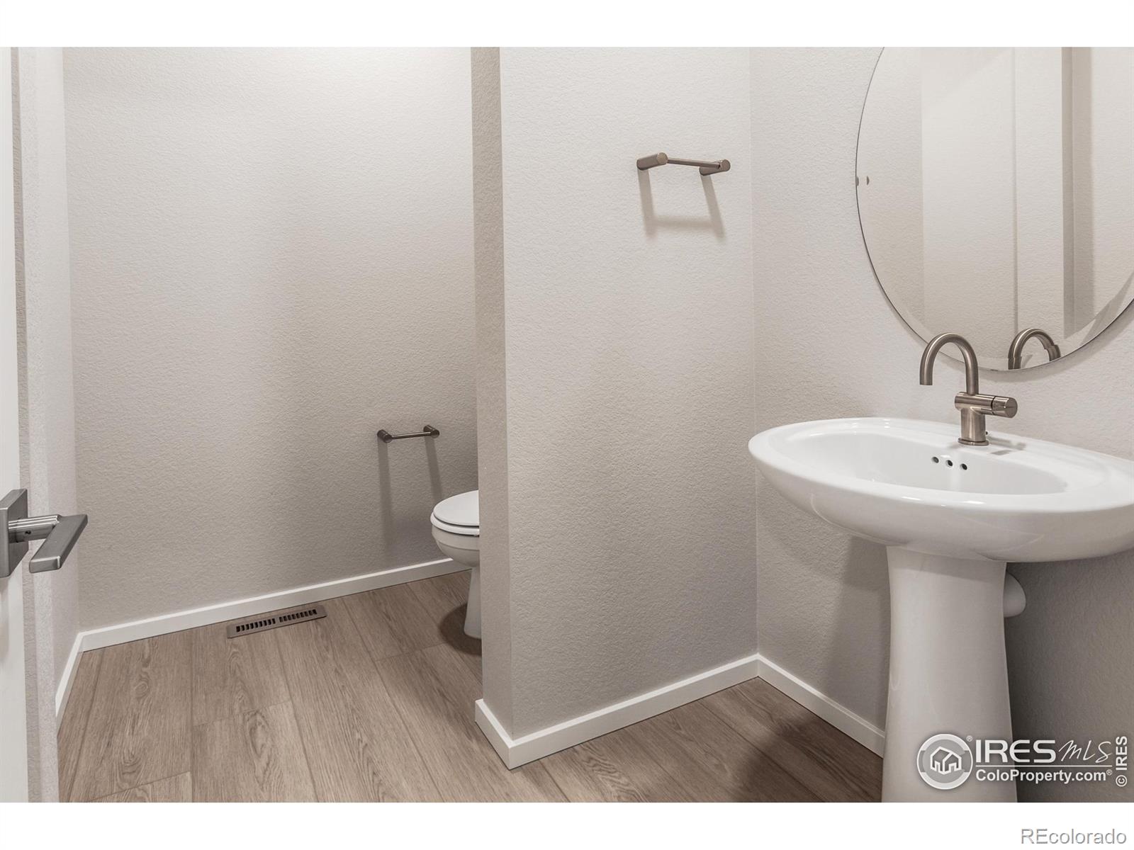 MLS Image #14 for 6121  saddle horn drive,timnath, Colorado