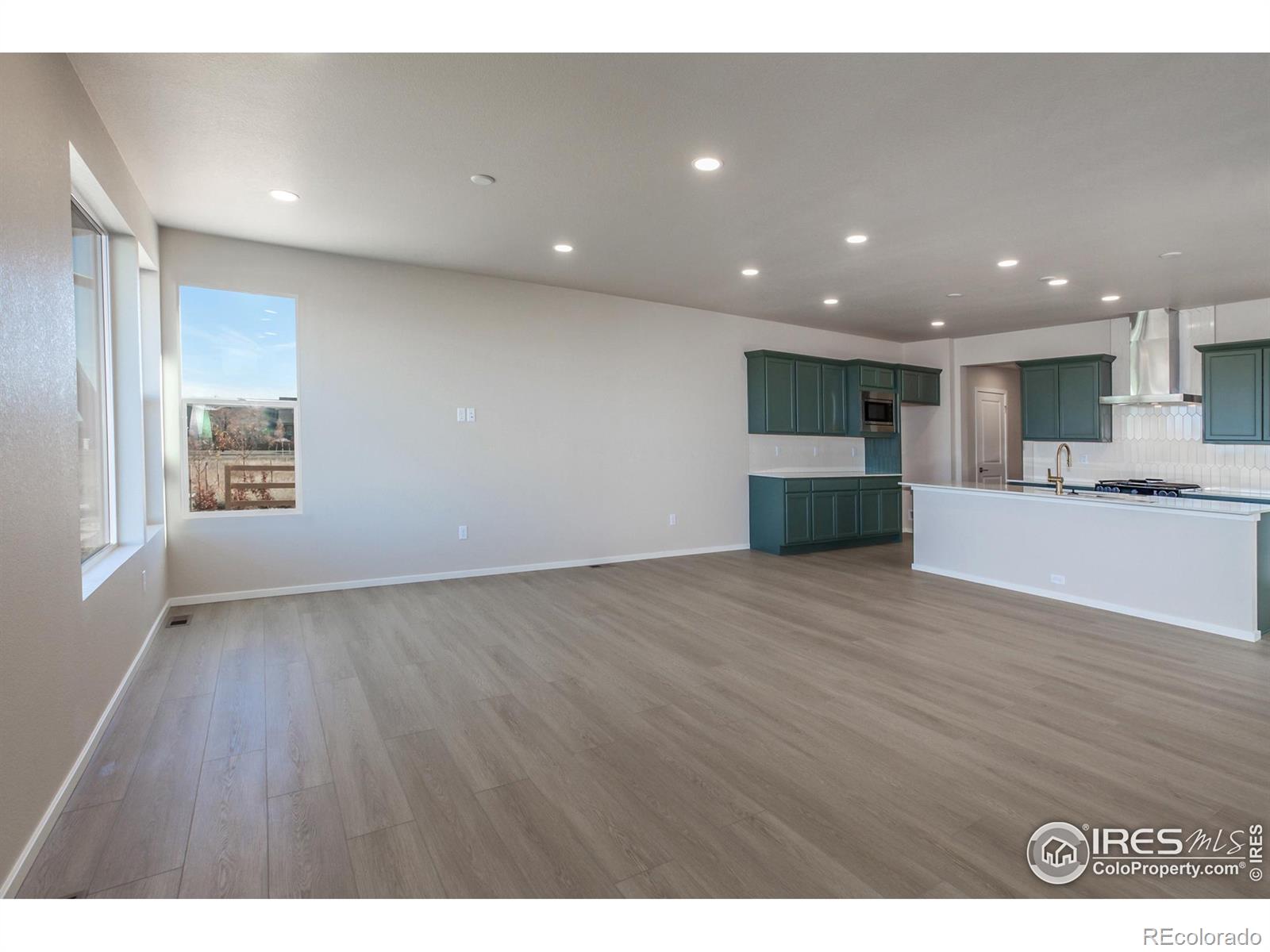 MLS Image #3 for 6121  saddle horn drive,timnath, Colorado