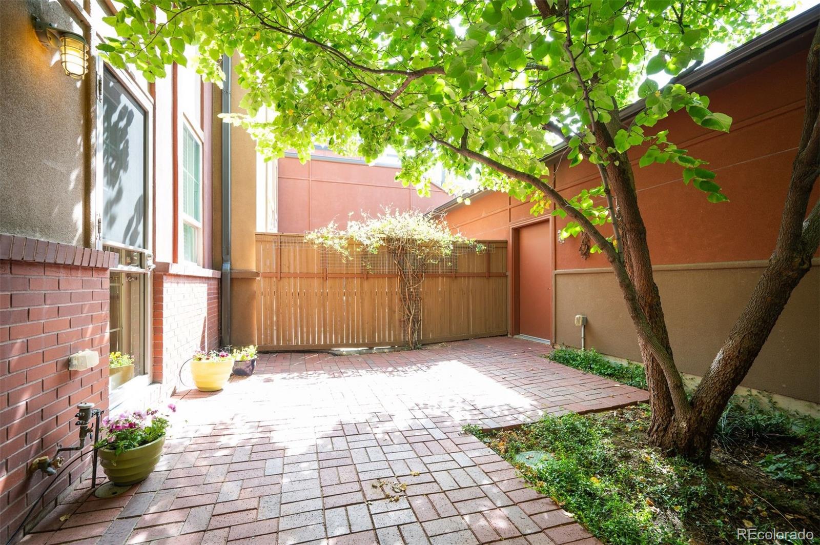 MLS Image #16 for 217  spruce street 101,denver, Colorado
