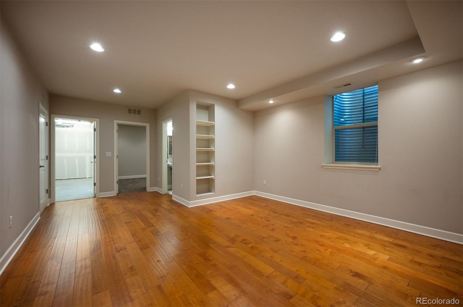 MLS Image #26 for 217  spruce street 101,denver, Colorado