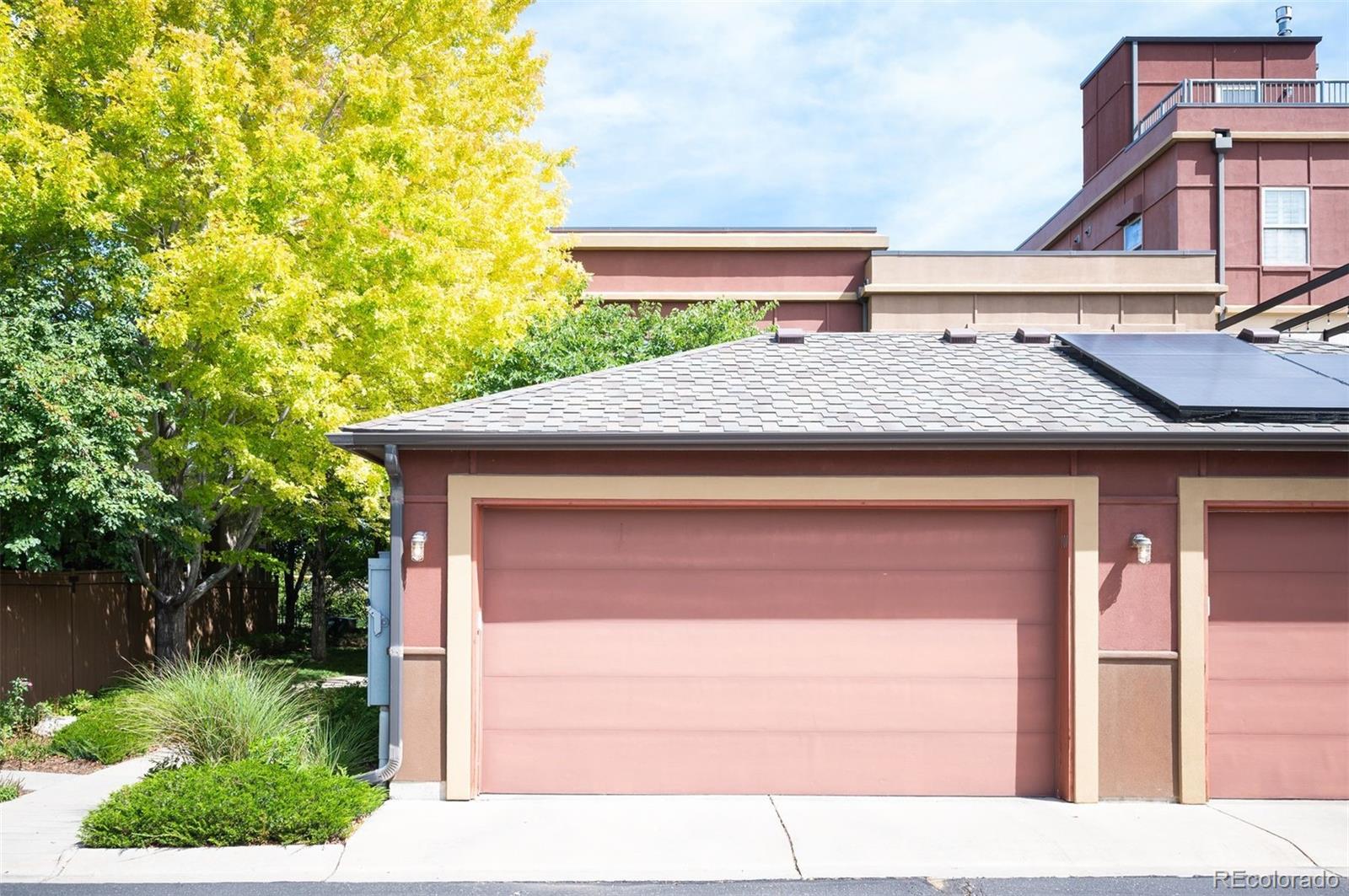 MLS Image #32 for 217  spruce street 101,denver, Colorado