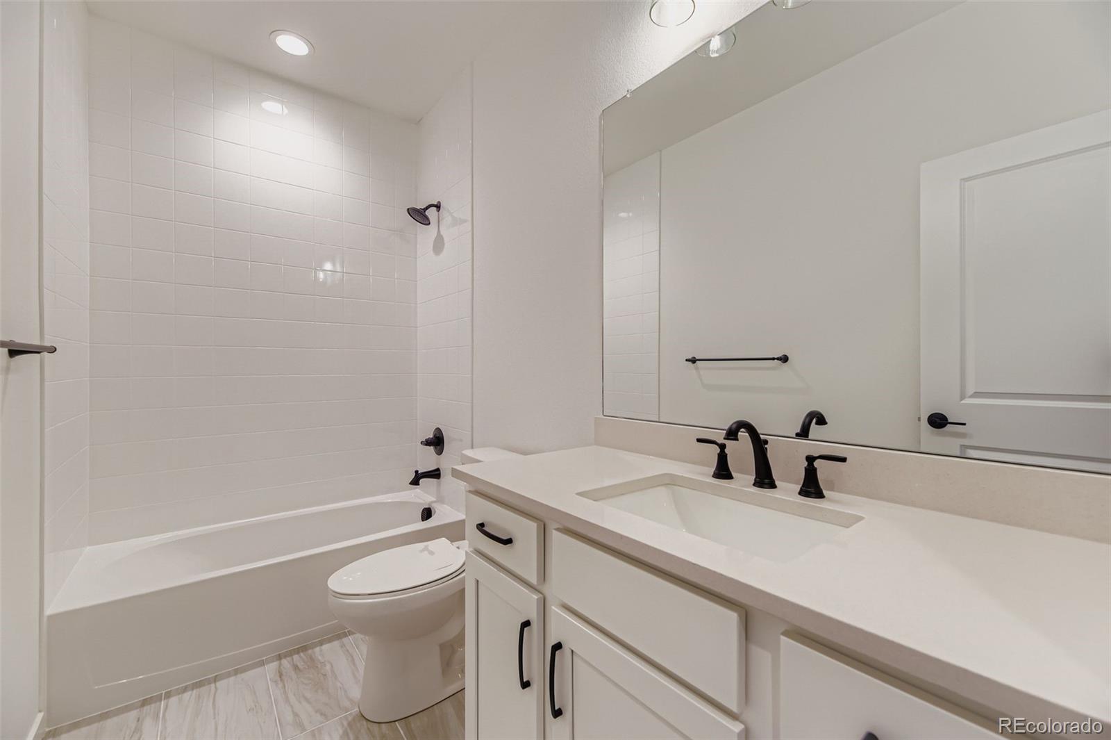 MLS Image #17 for 8905 s riviera way,aurora, Colorado
