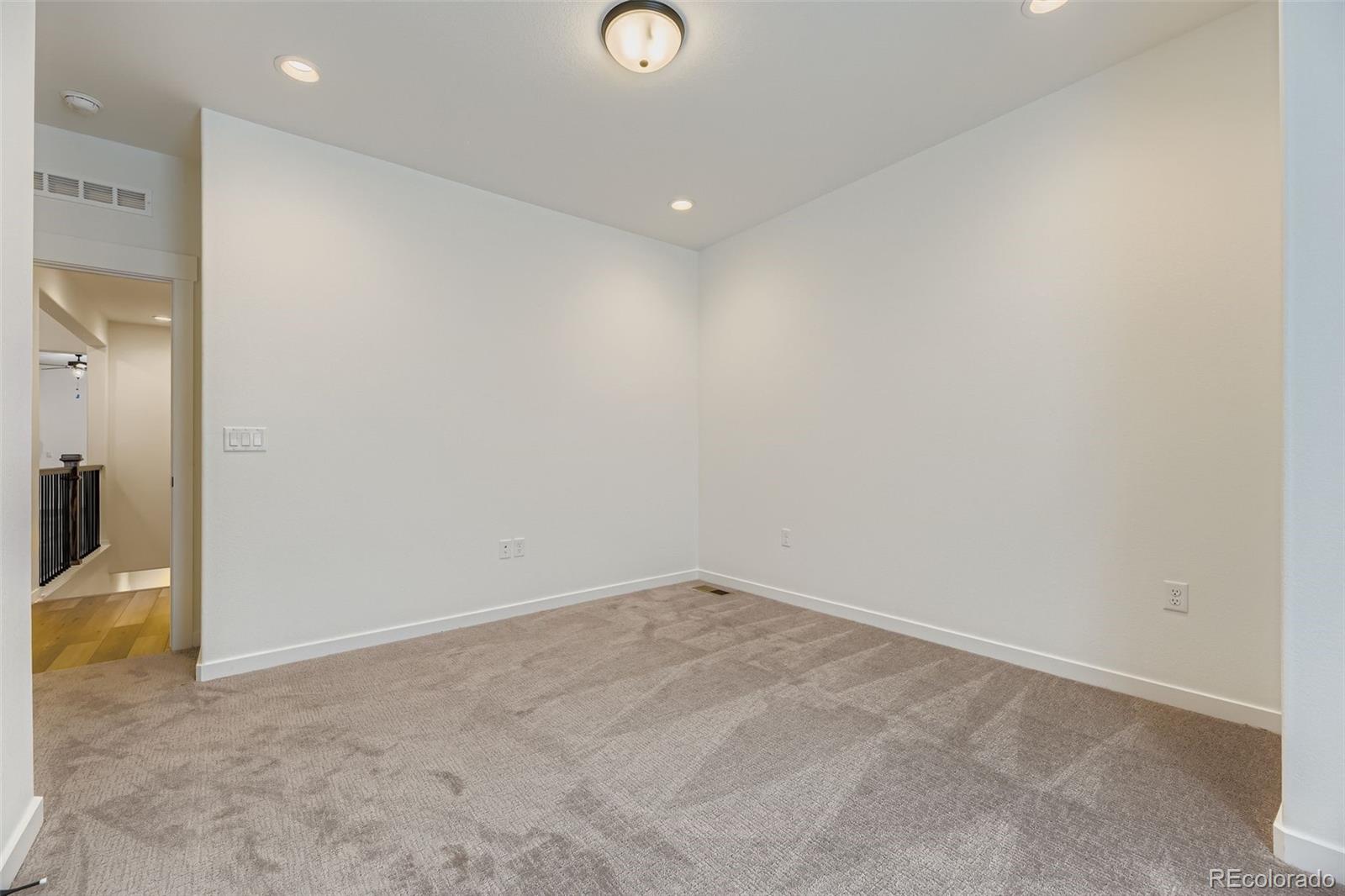 MLS Image #20 for 8905 s riviera way,aurora, Colorado