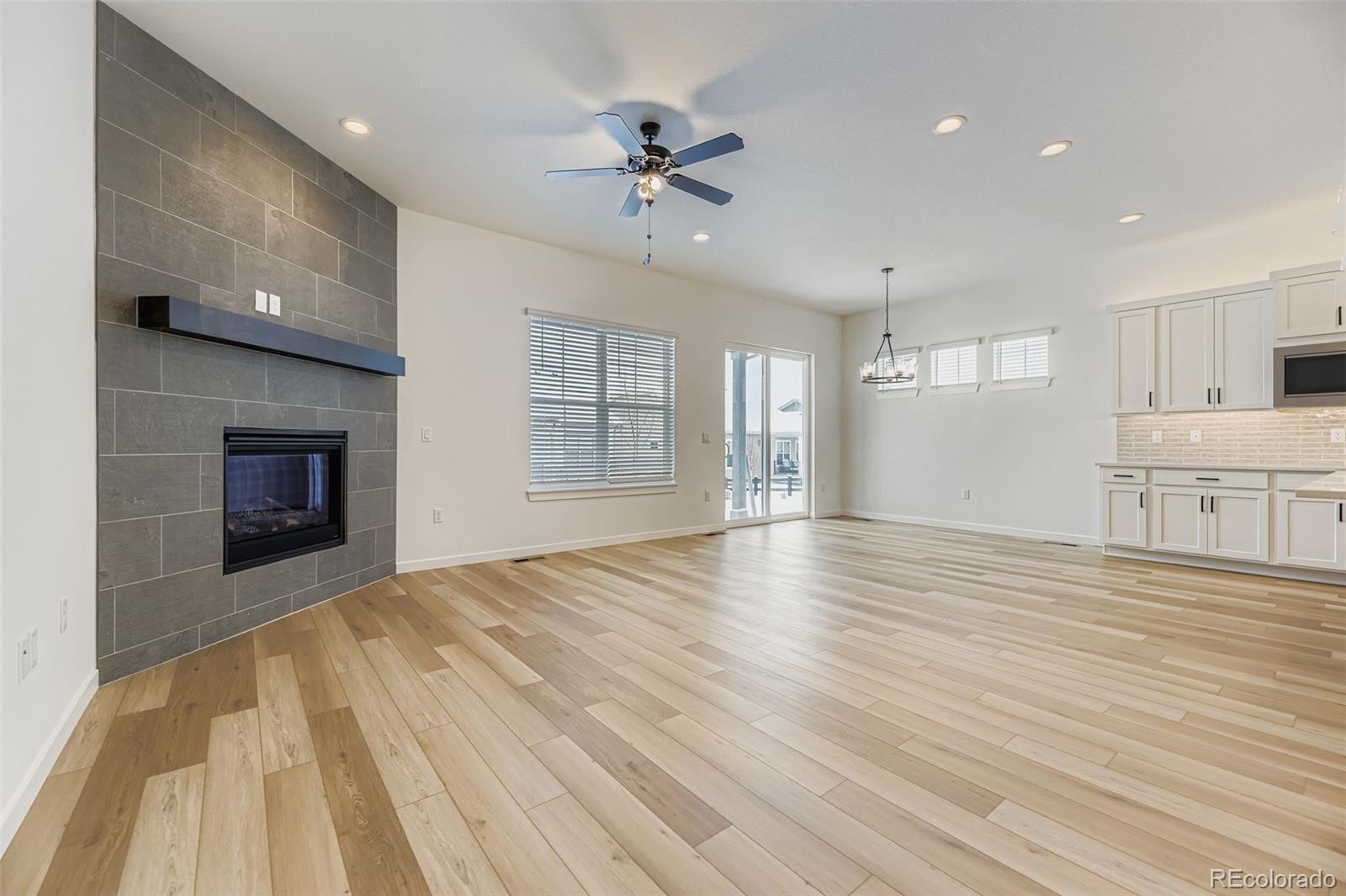 MLS Image #4 for 8905 s riviera way,aurora, Colorado