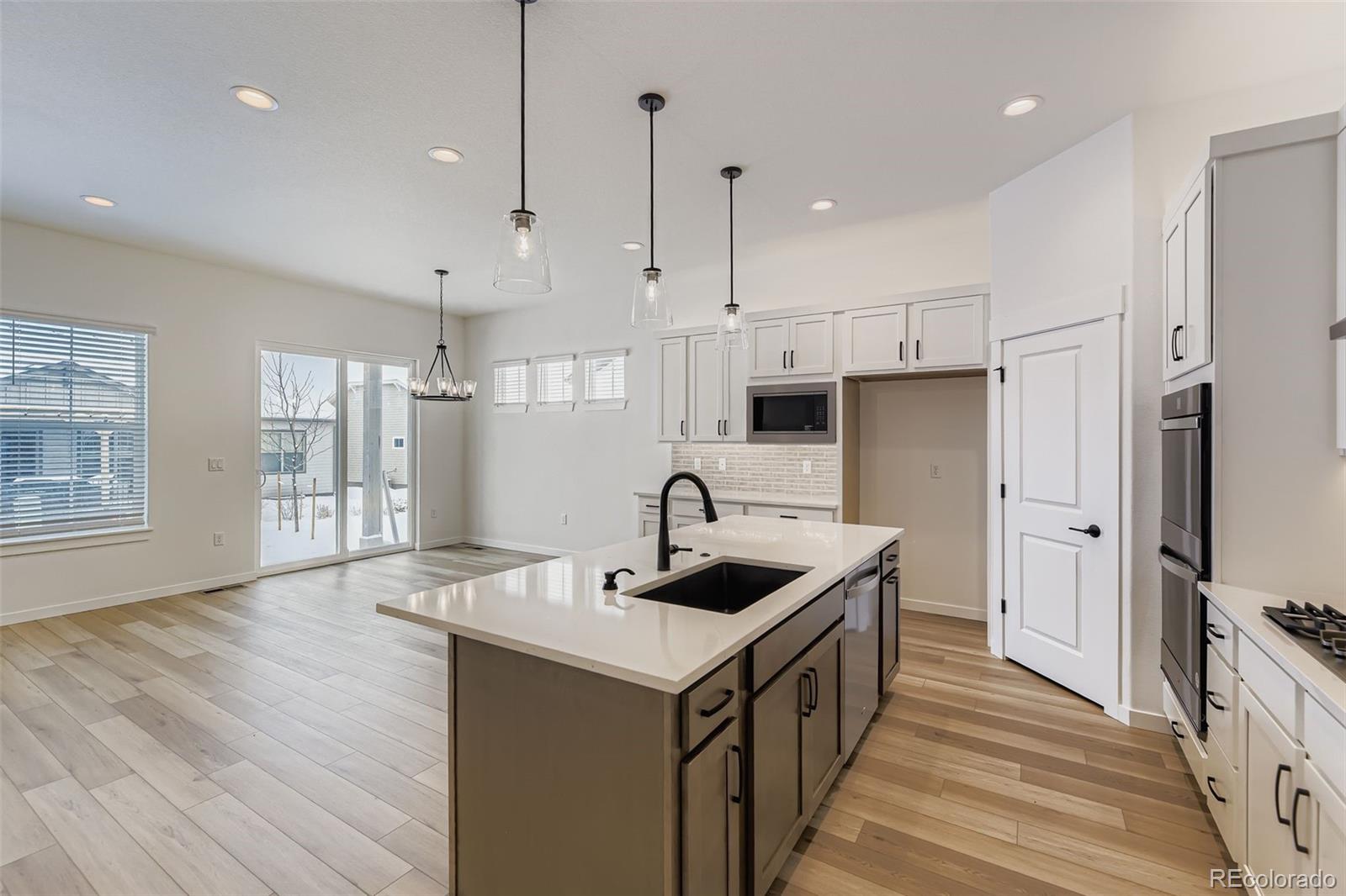 MLS Image #7 for 8905 s riviera way,aurora, Colorado