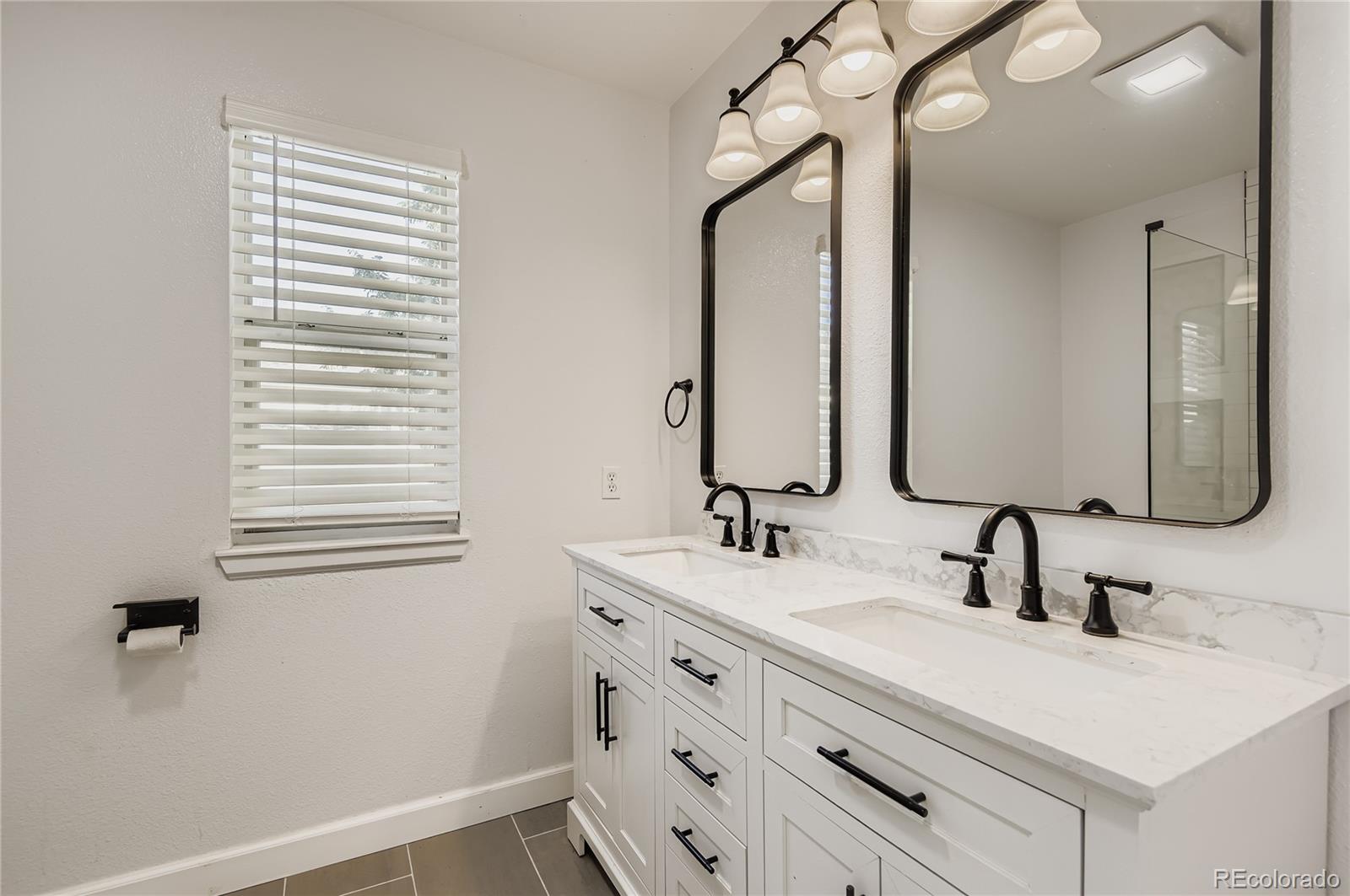 MLS Image #15 for 10505 s berthoud way,parker, Colorado