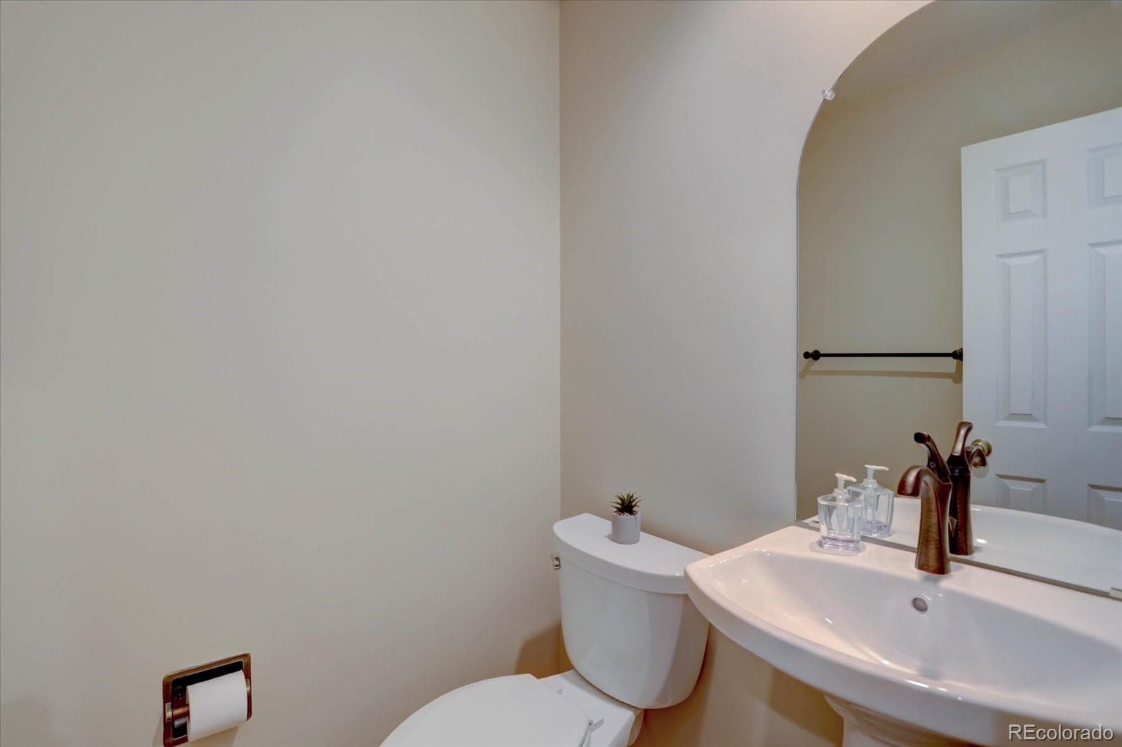 MLS Image #13 for 8860  kachina way ,lone tree, Colorado