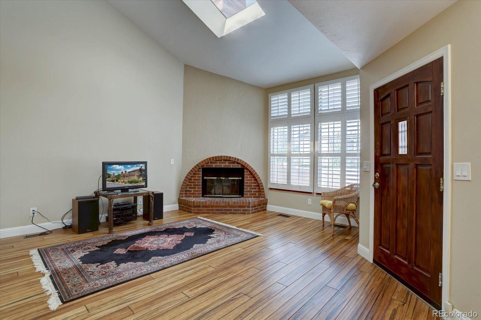 MLS Image #3 for 8860  kachina way ,lone tree, Colorado