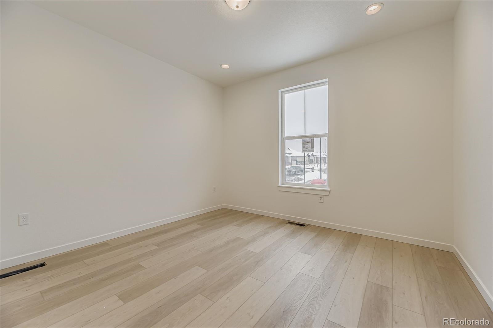 MLS Image #11 for 8895 s riviera way,aurora, Colorado