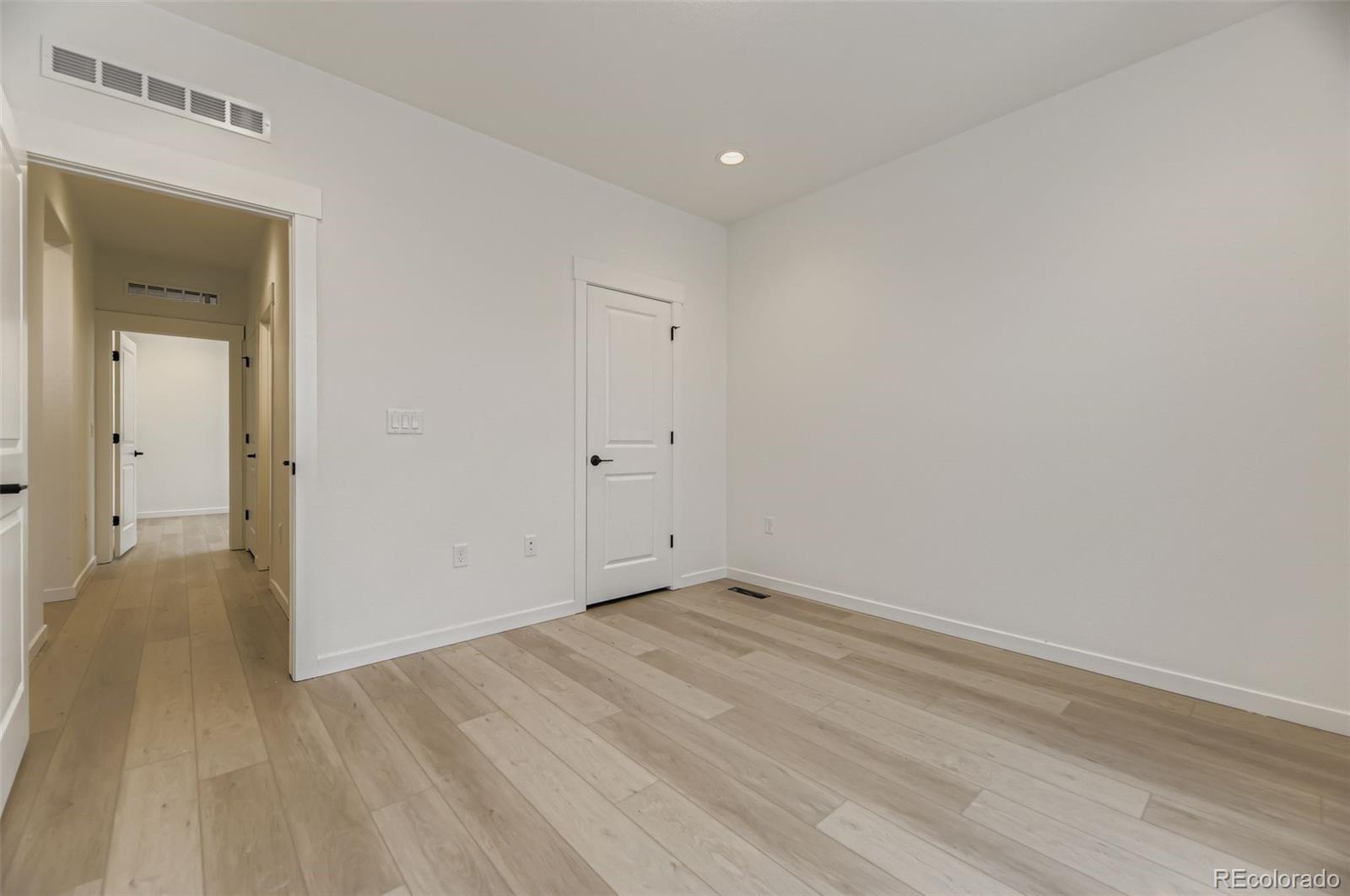 MLS Image #12 for 8895 s riviera way,aurora, Colorado