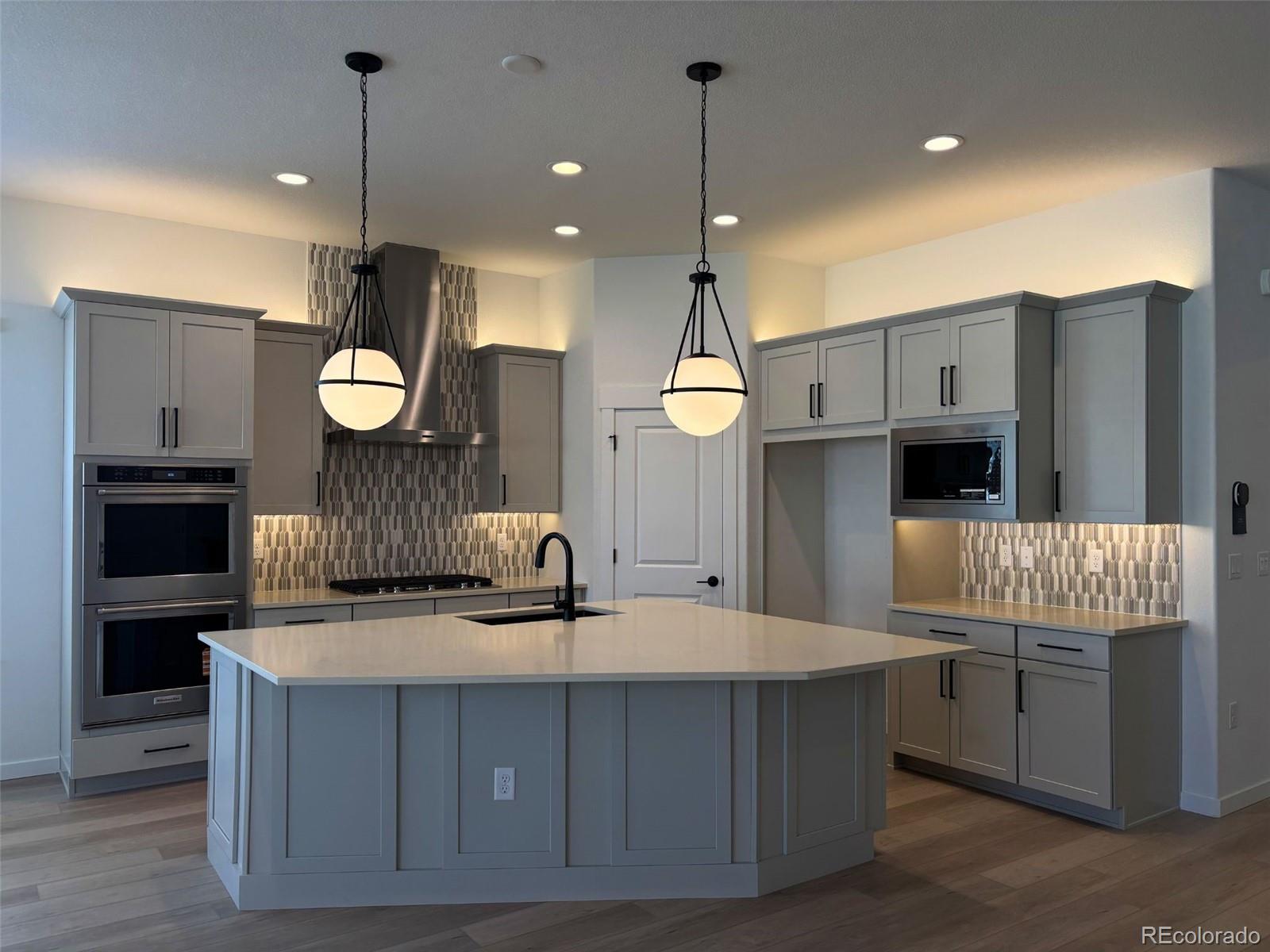 MLS Image #18 for 8895 s riviera way,aurora, Colorado