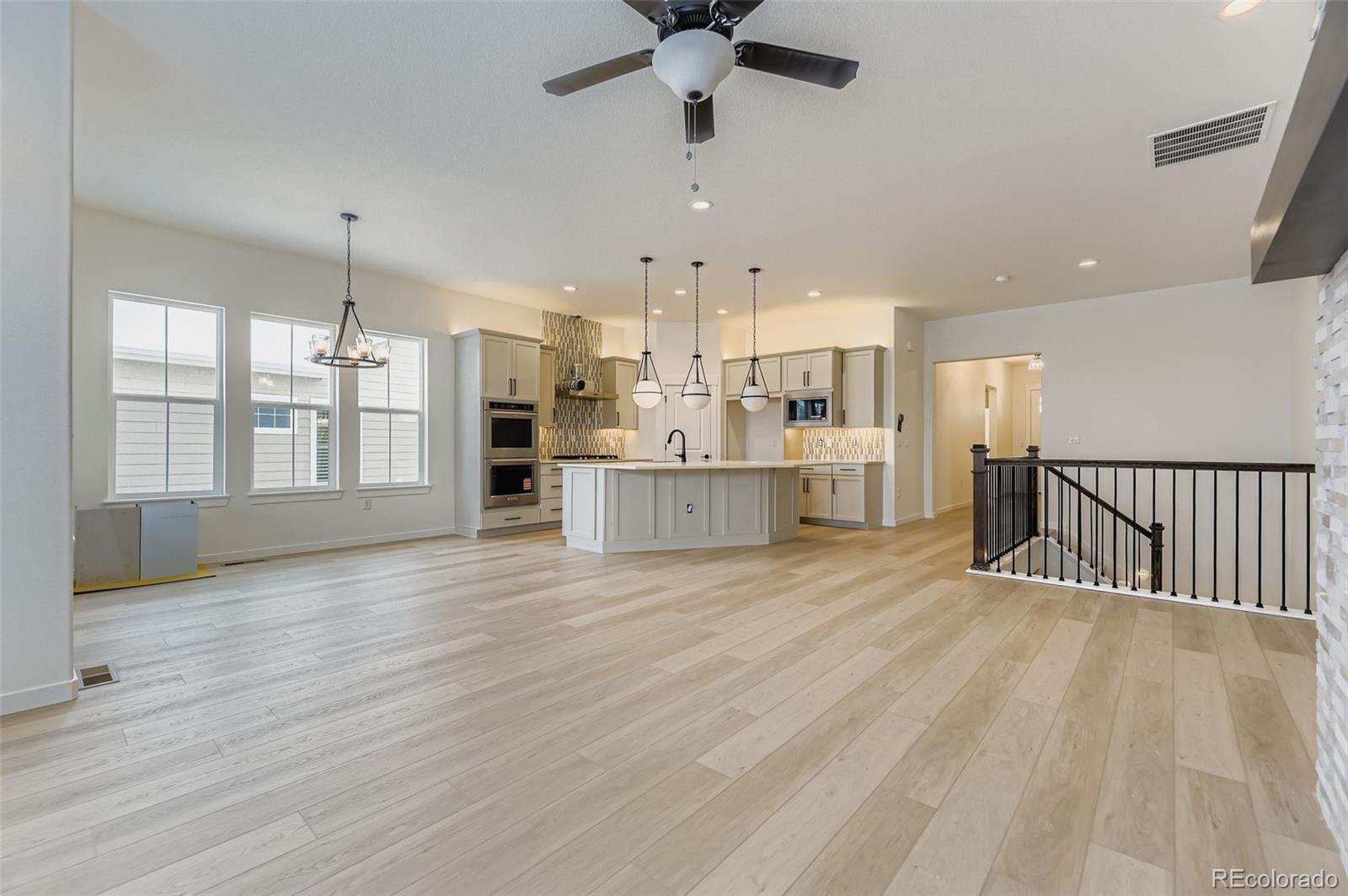 MLS Image #3 for 8895 s riviera way,aurora, Colorado