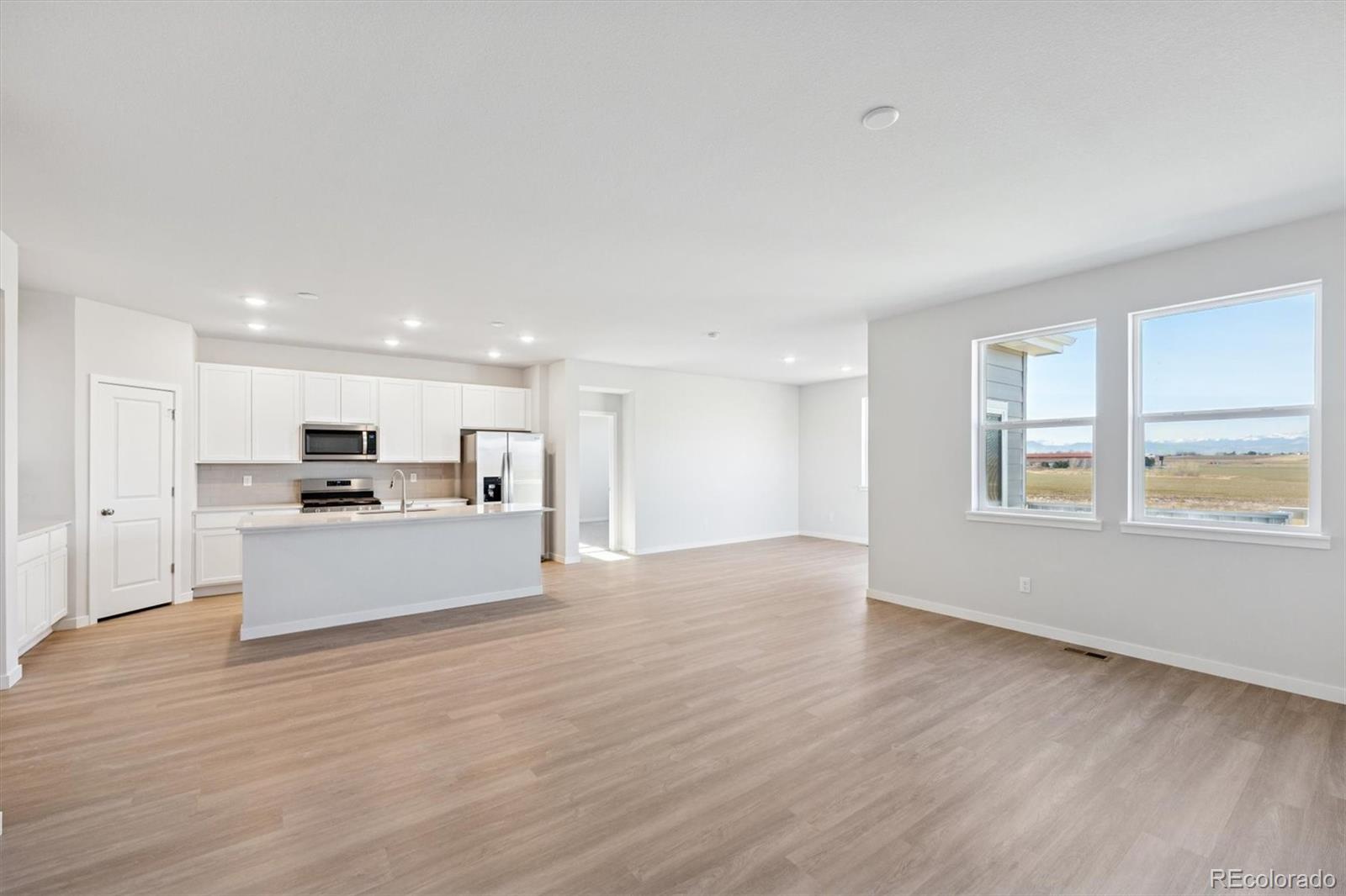 MLS Image #10 for 3727  sandreed street,dacono, Colorado