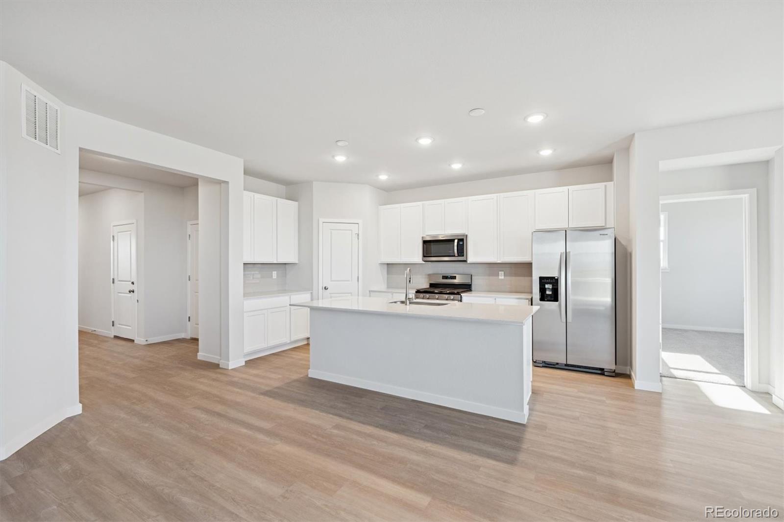 MLS Image #5 for 3727  sandreed street,dacono, Colorado