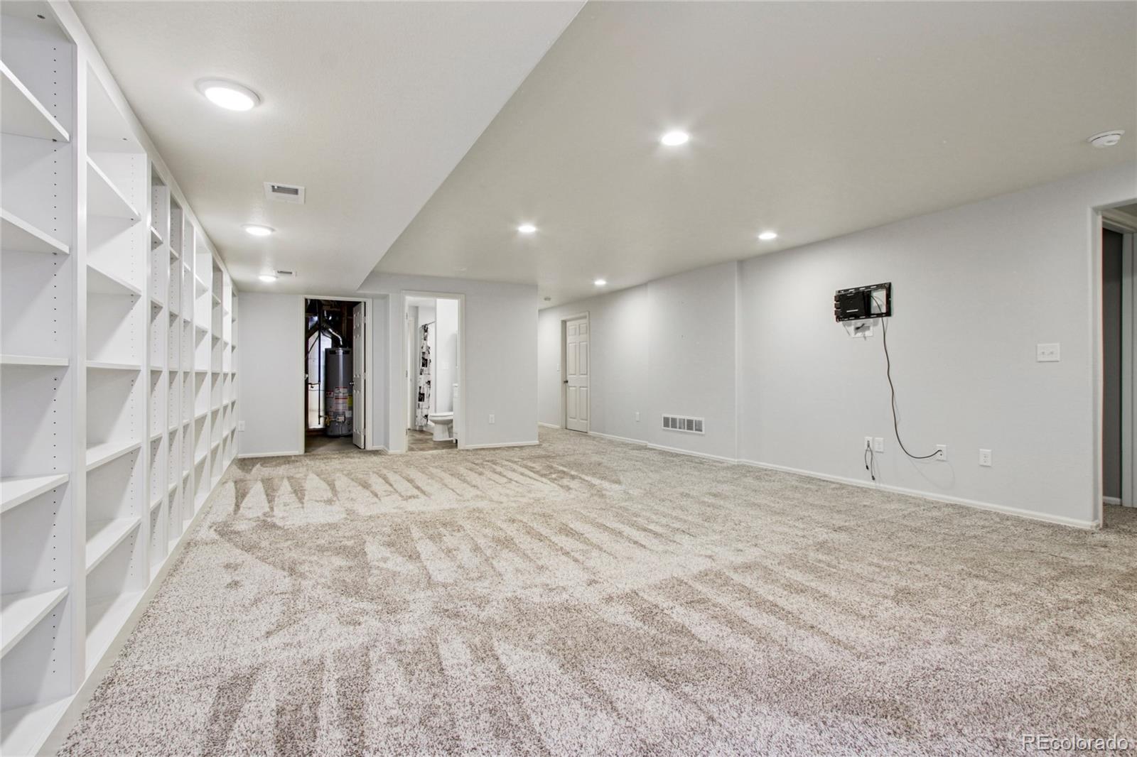 MLS Image #13 for 934  cliffrose way,severance, Colorado