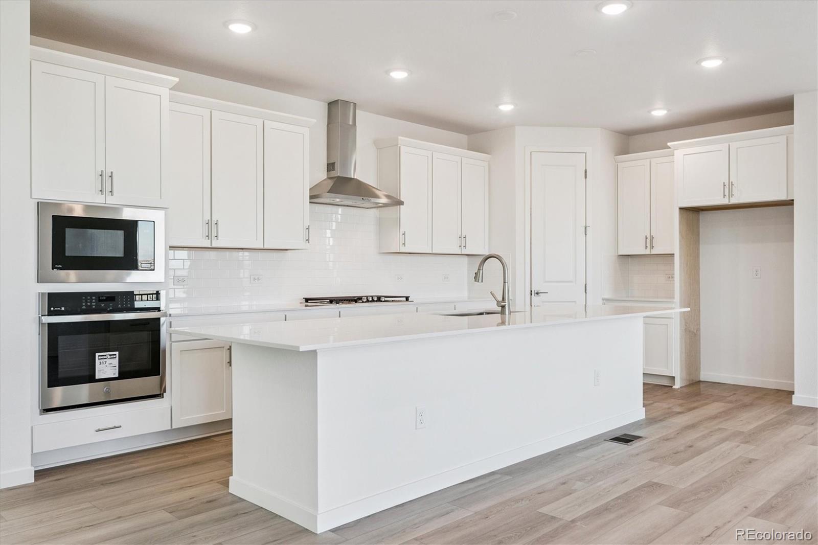 MLS Image #4 for 11193  mount emma drive,englewood, Colorado