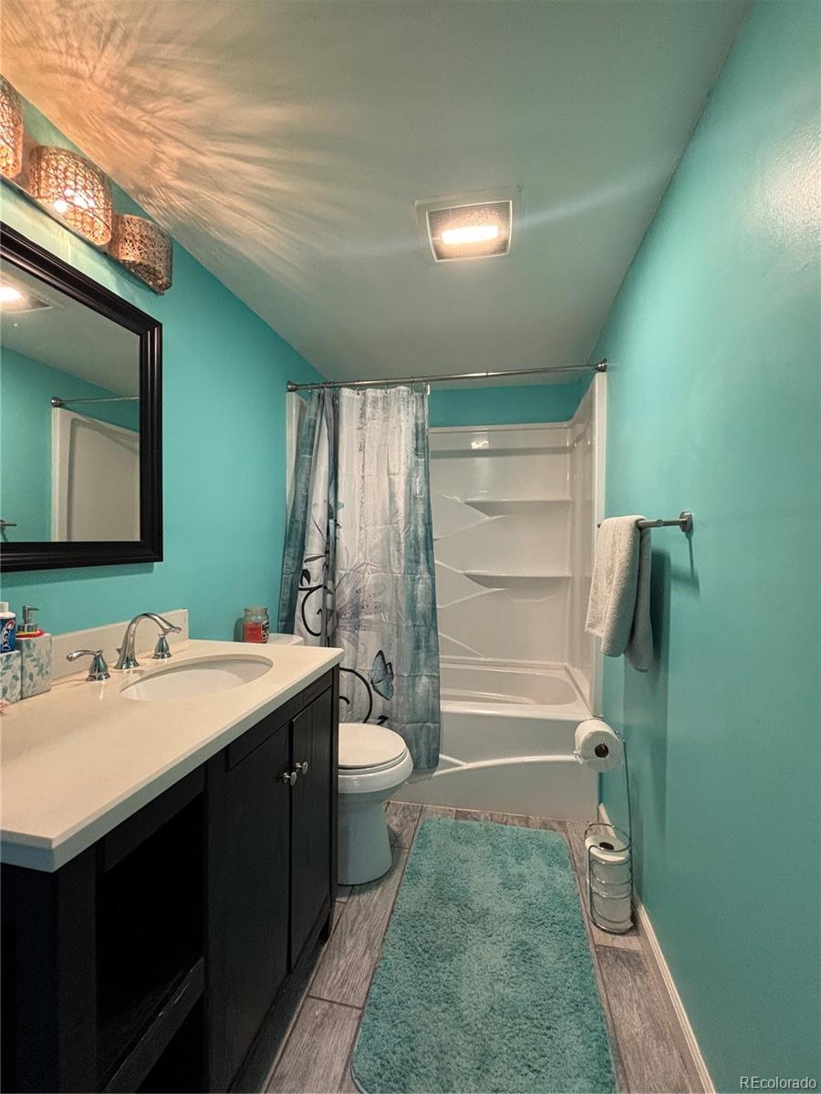 MLS Image #29 for 14605 e warren avenue,aurora, Colorado