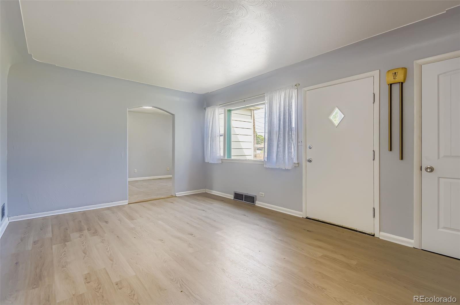 MLS Image #4 for 1834 w crestline avenue,littleton, Colorado