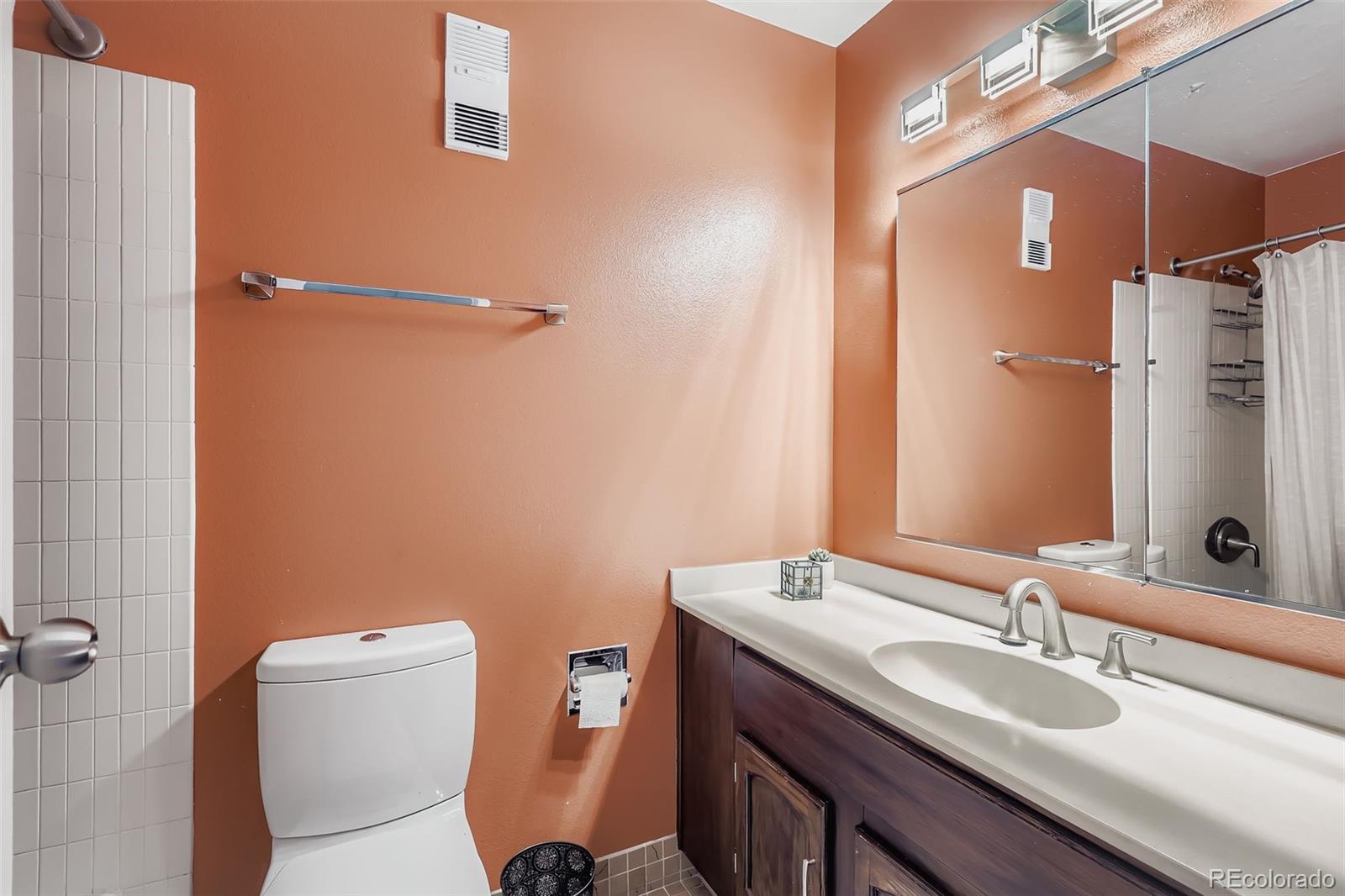 MLS Image #15 for 1625  larimer street 2707,denver, Colorado