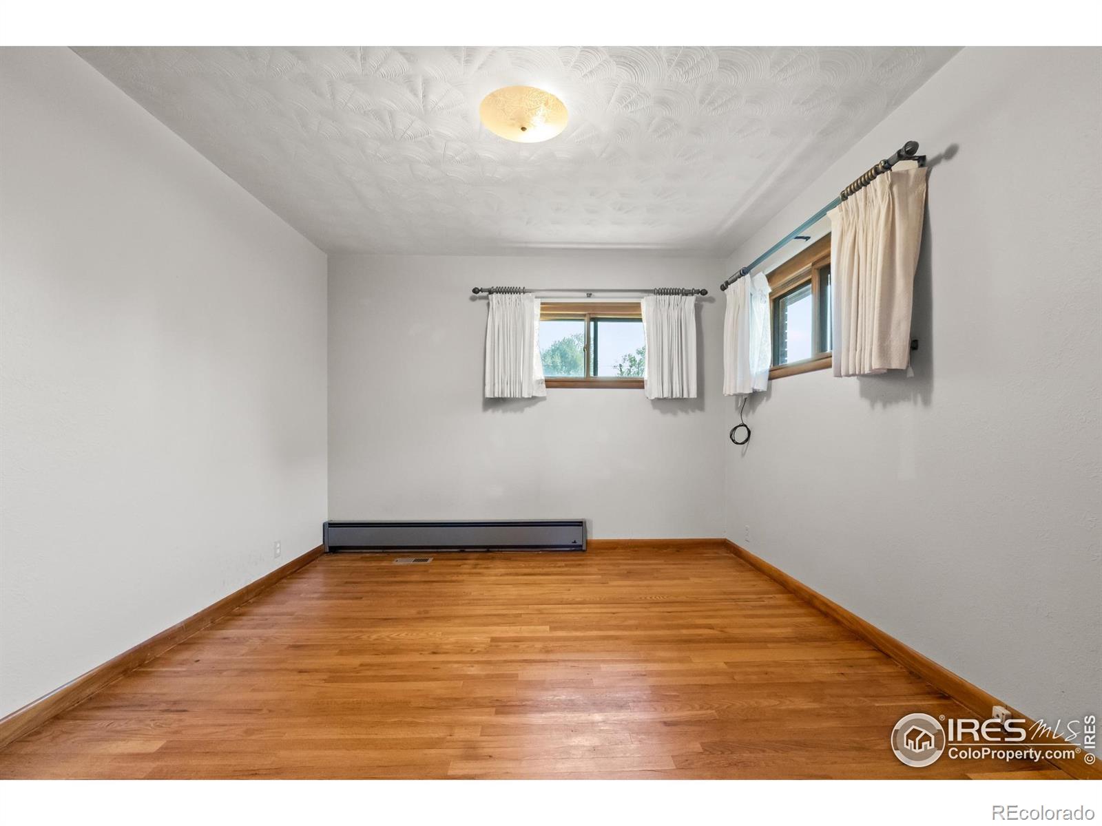MLS Image #13 for 642  date avenue,akron, Colorado