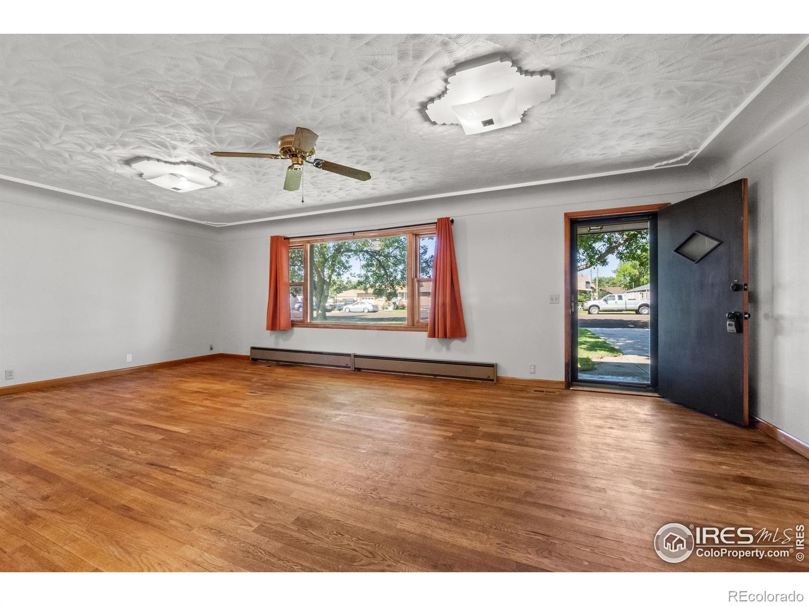 MLS Image #7 for 642  date avenue,akron, Colorado