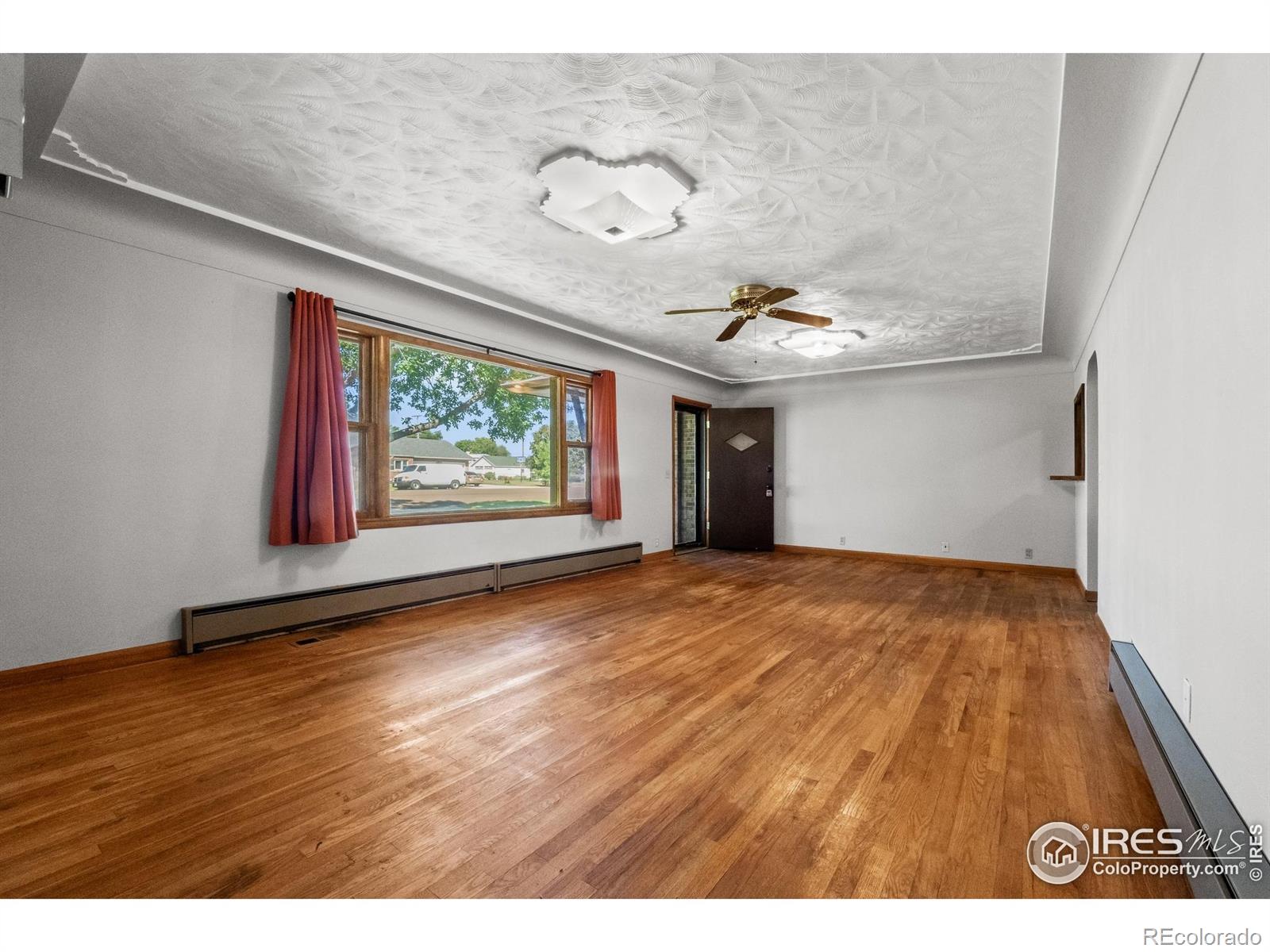 MLS Image #9 for 642  date avenue,akron, Colorado