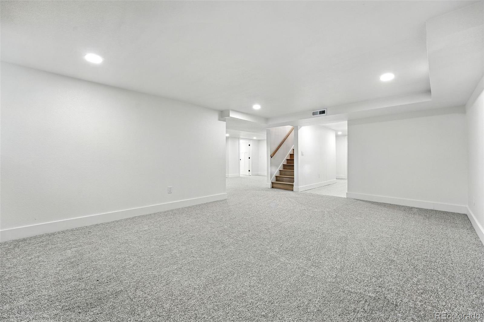 MLS Image #23 for 3444 s bellaire street,denver, Colorado