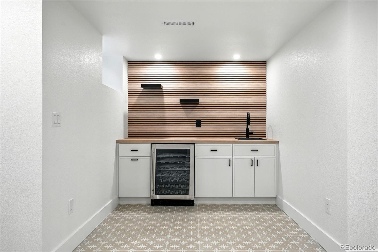MLS Image #24 for 3444 s bellaire street,denver, Colorado