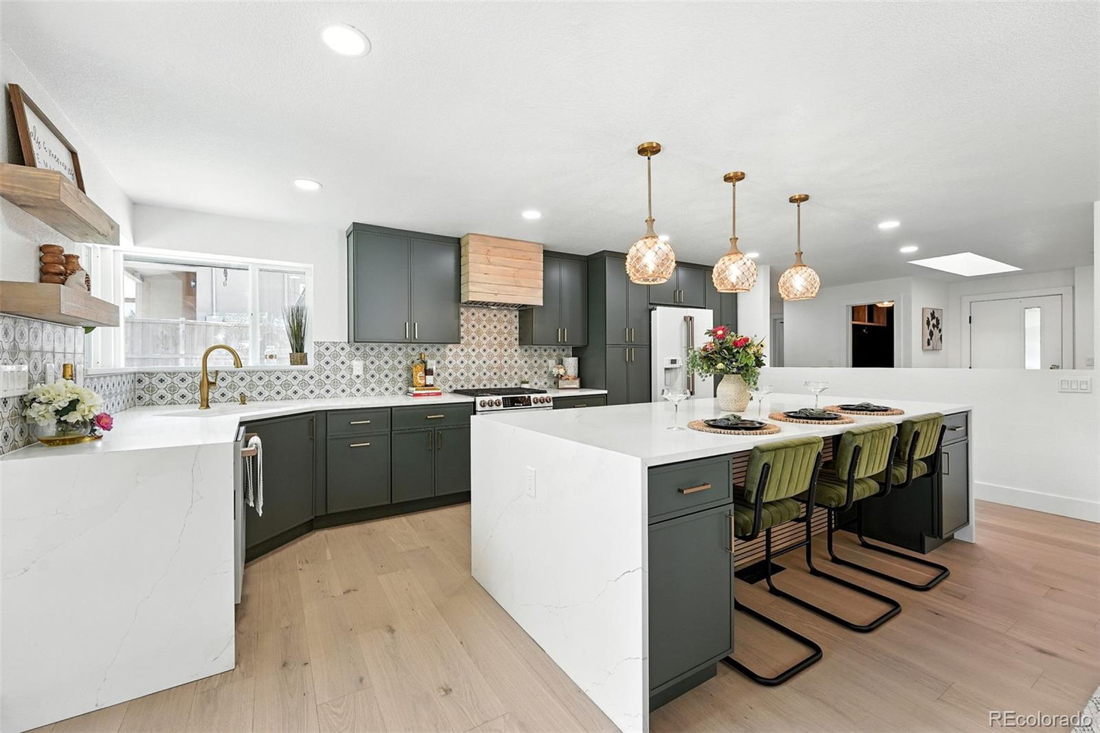 MLS Image #4 for 3444 s bellaire street,denver, Colorado