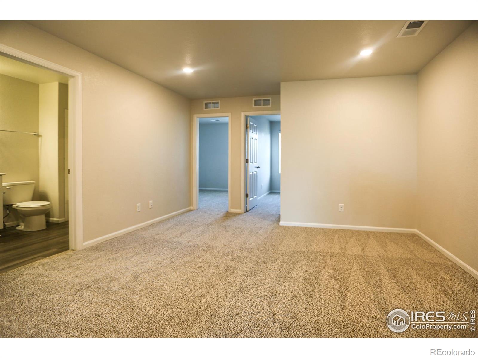 MLS Image #12 for 6318 n lisbon street,aurora, Colorado