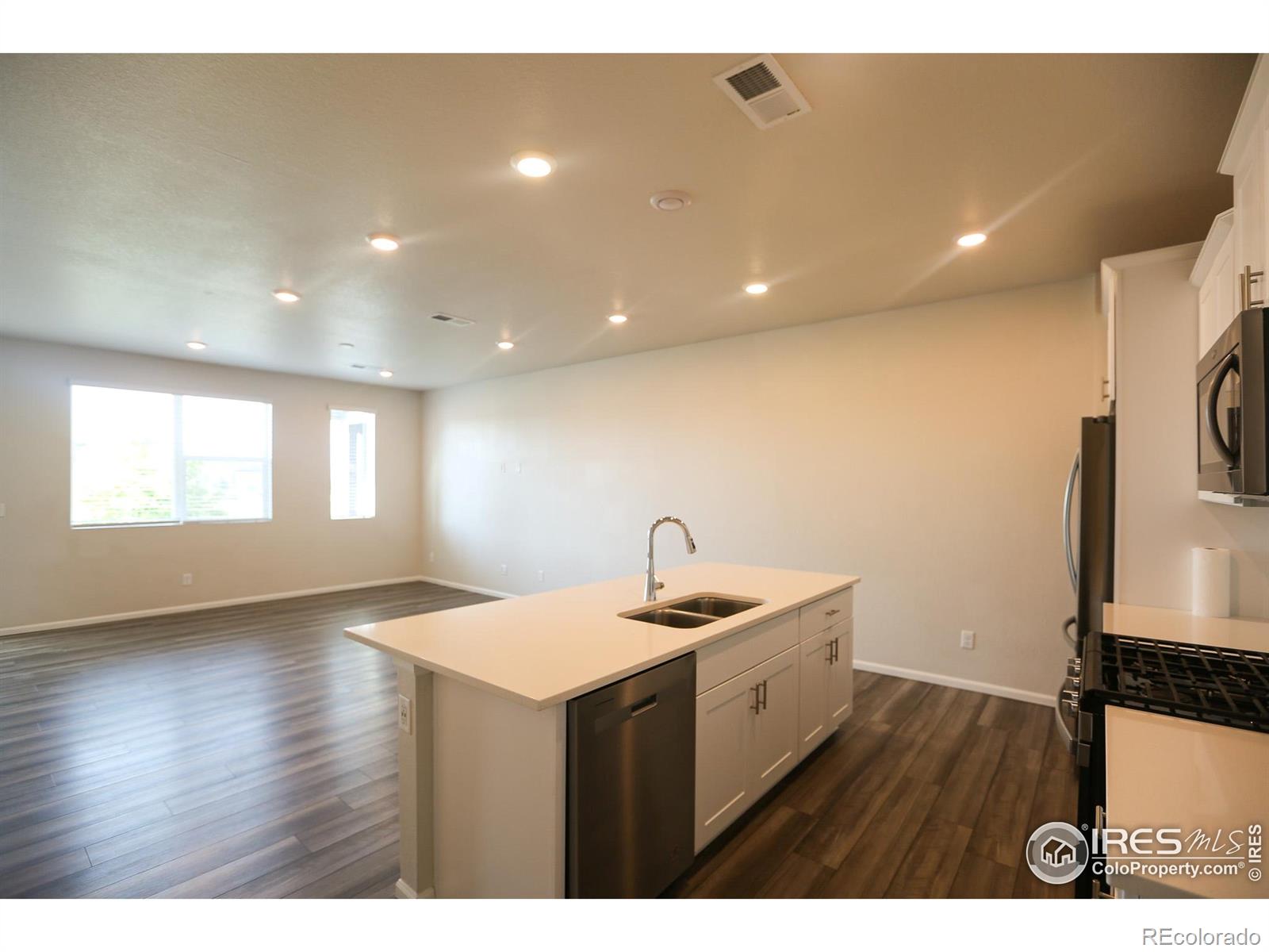 MLS Image #4 for 6318 n lisbon street,aurora, Colorado