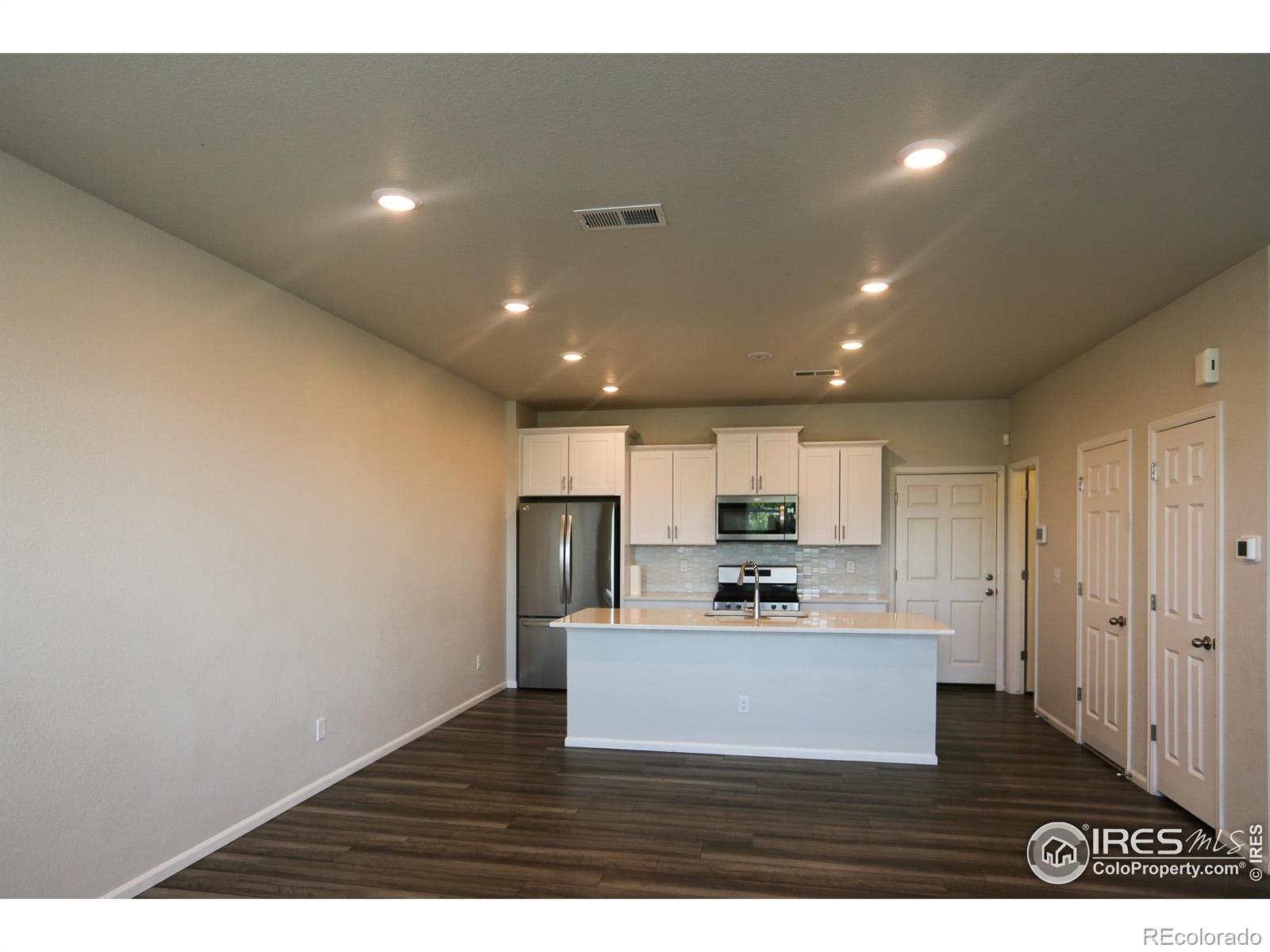 MLS Image #5 for 6318 n lisbon street,aurora, Colorado