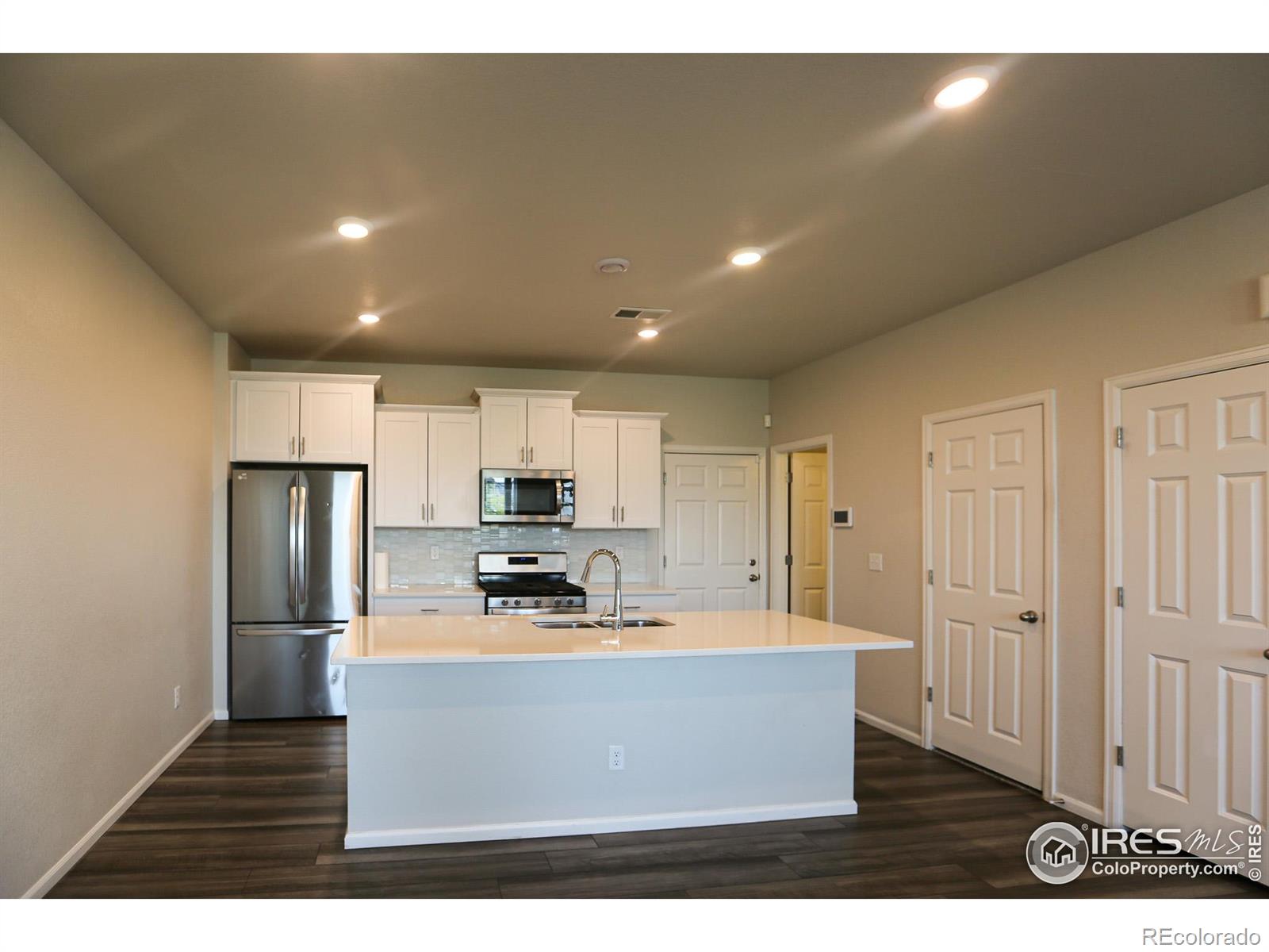 MLS Image #6 for 6318 n lisbon street,aurora, Colorado