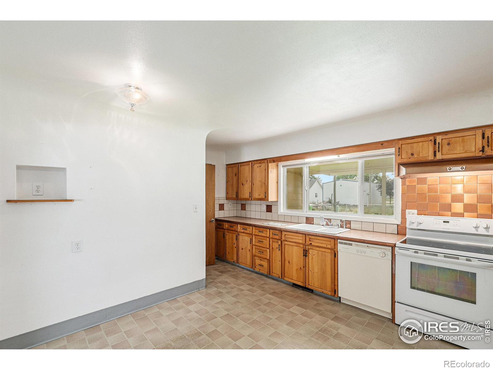 MLS Image #6 for 129  4th street,kersey, Colorado